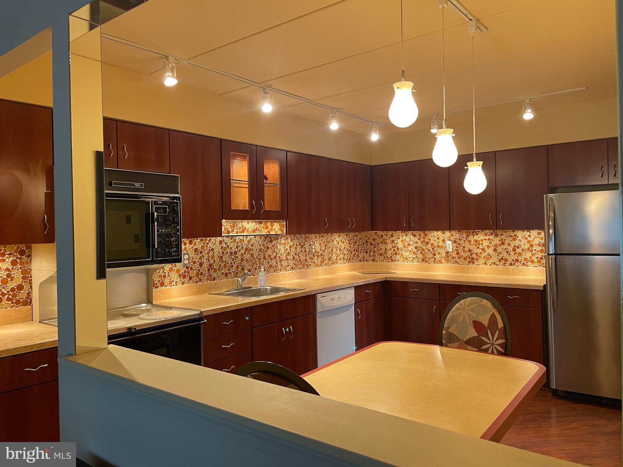 BUSTLETON - Residential