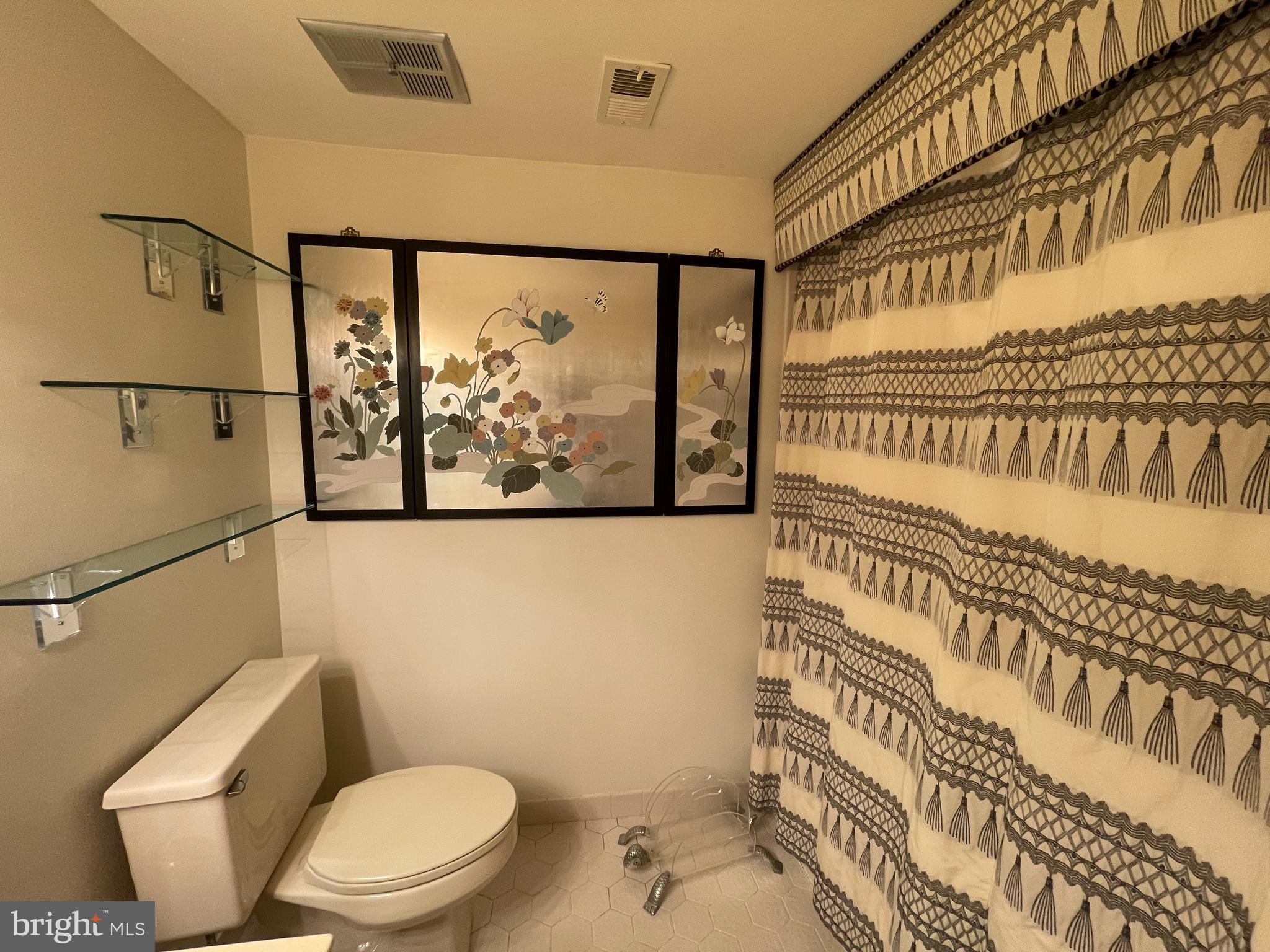 BUSTLETON - Residential