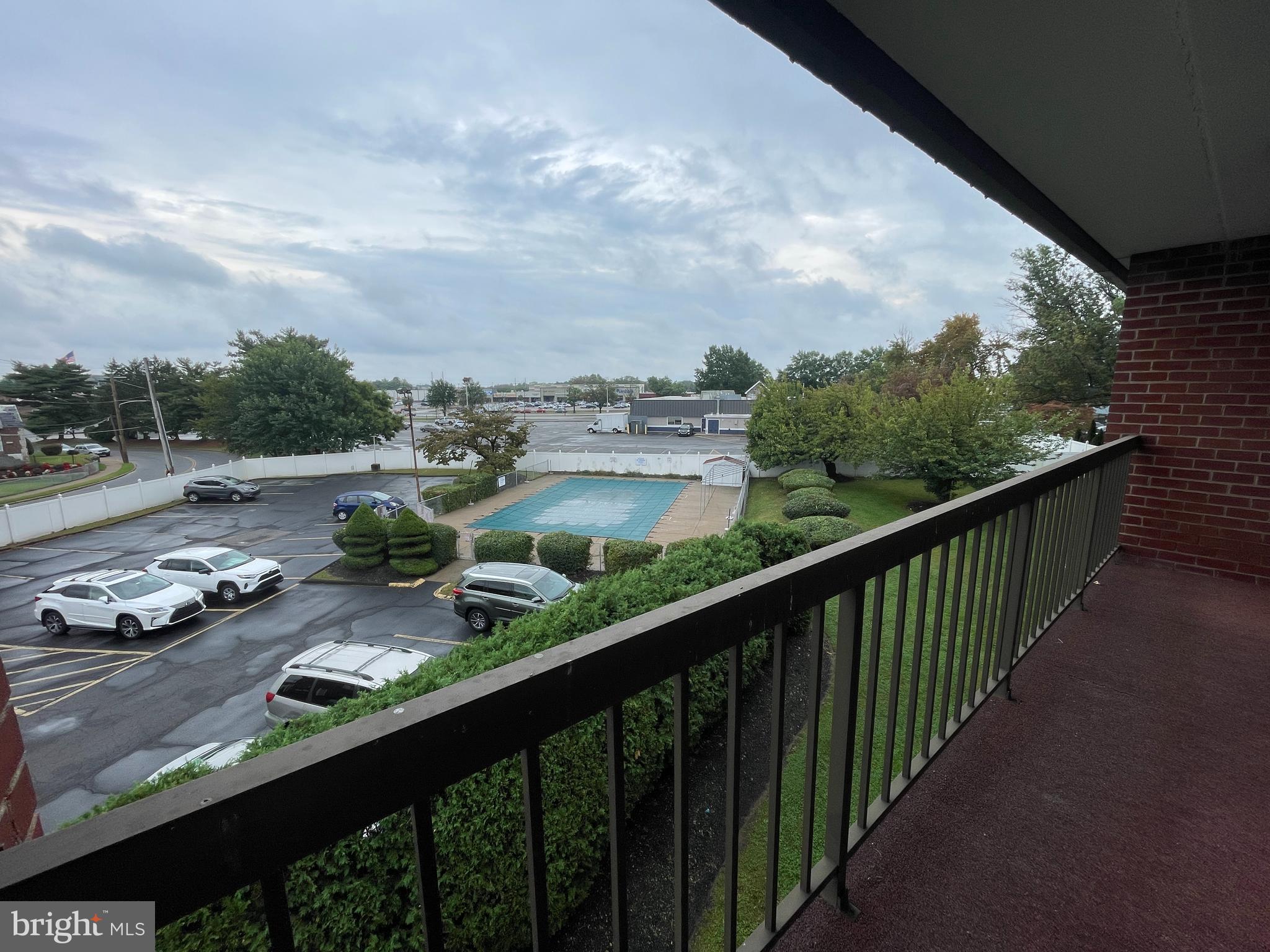 BUSTLETON - Residential