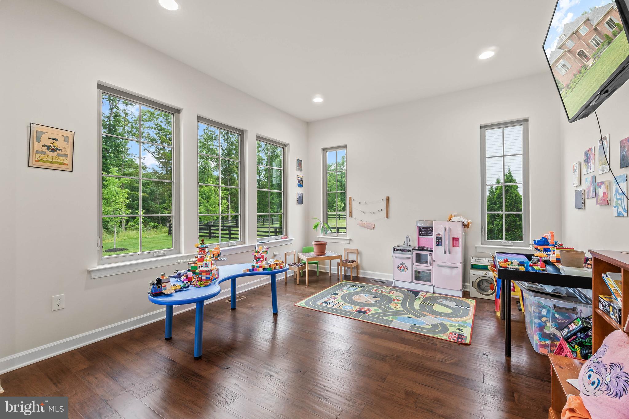 GREENS AT WILLOWSFORD - Residential