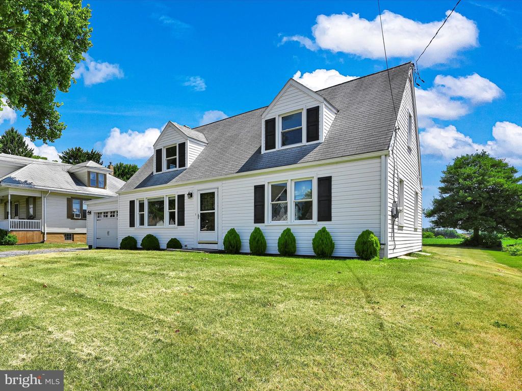 Photo of 143 Elmwood Road, Lancaster, PA 17602 (MLS # PALA2053410)