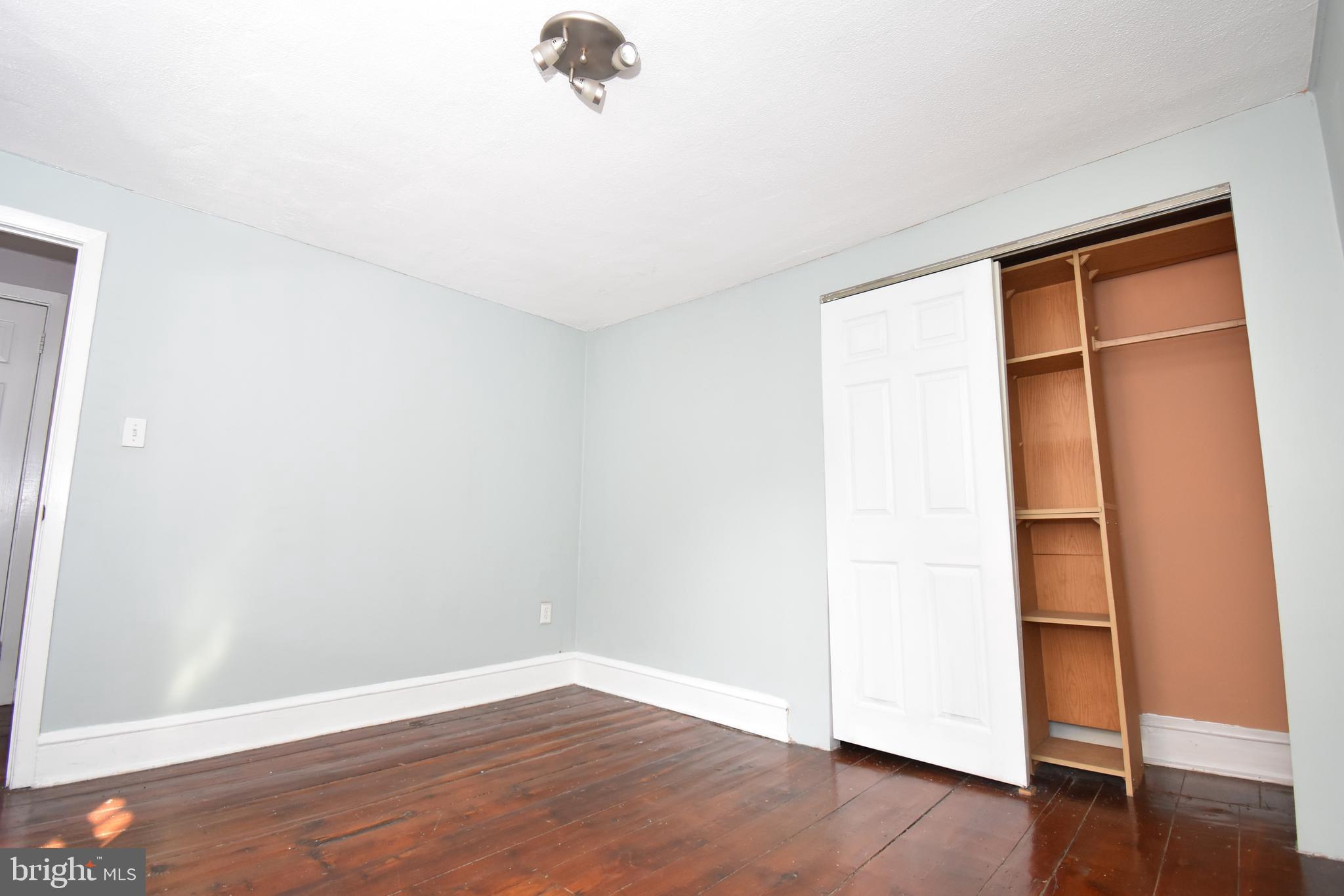 SOCIETY HILL - Residential Lease