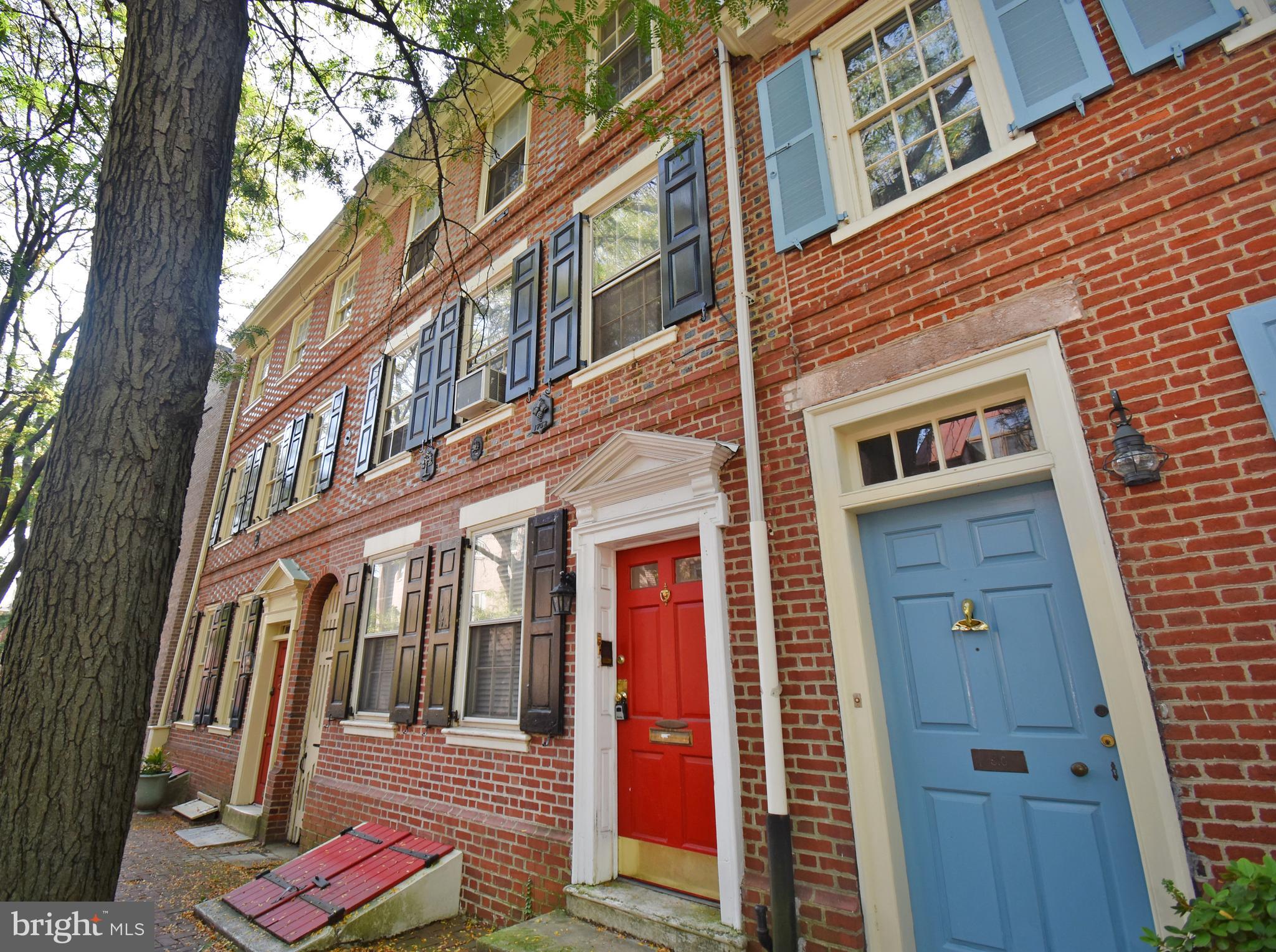 SOCIETY HILL - Residential Lease