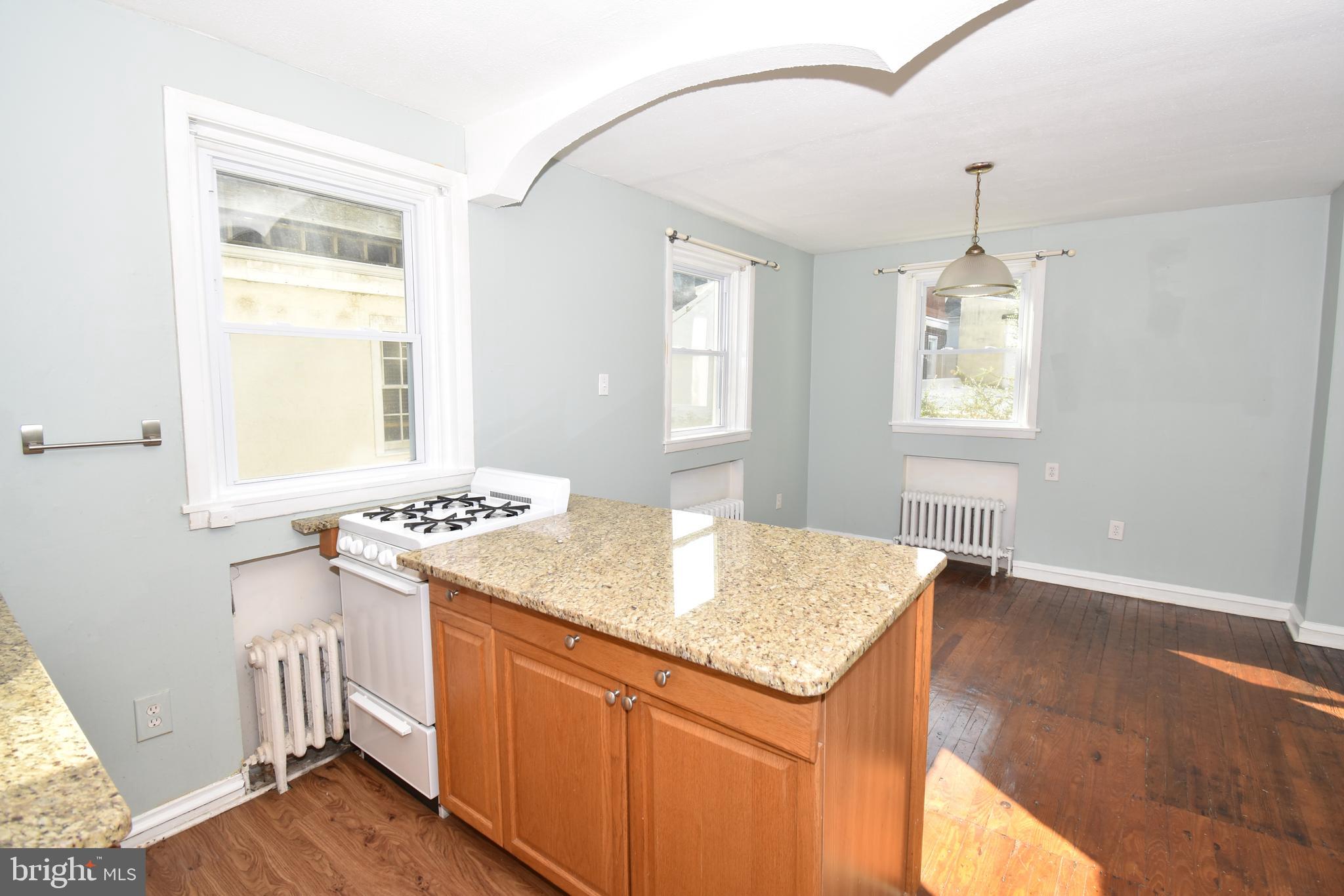 SOCIETY HILL - Residential Lease