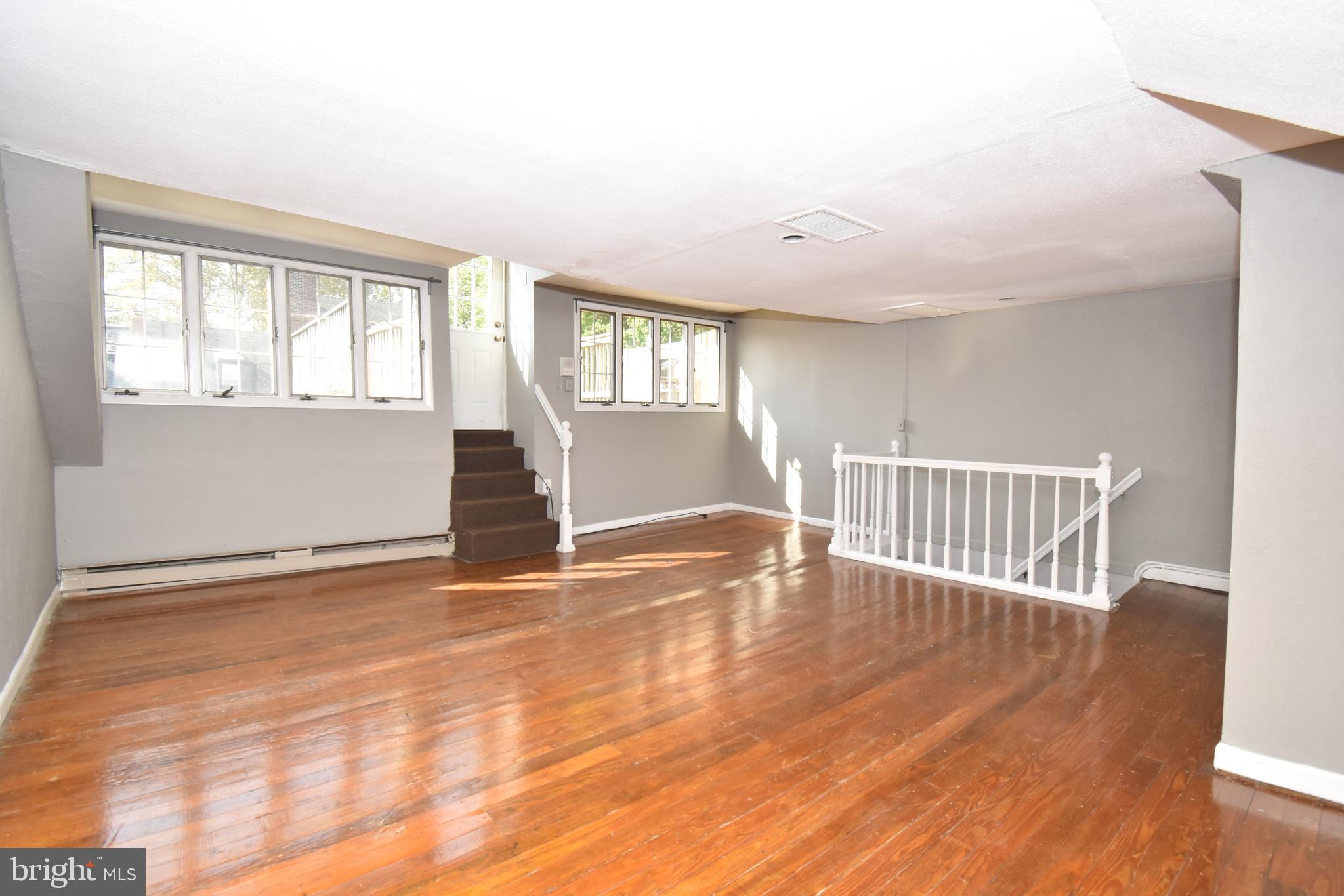 SOCIETY HILL - Residential Lease