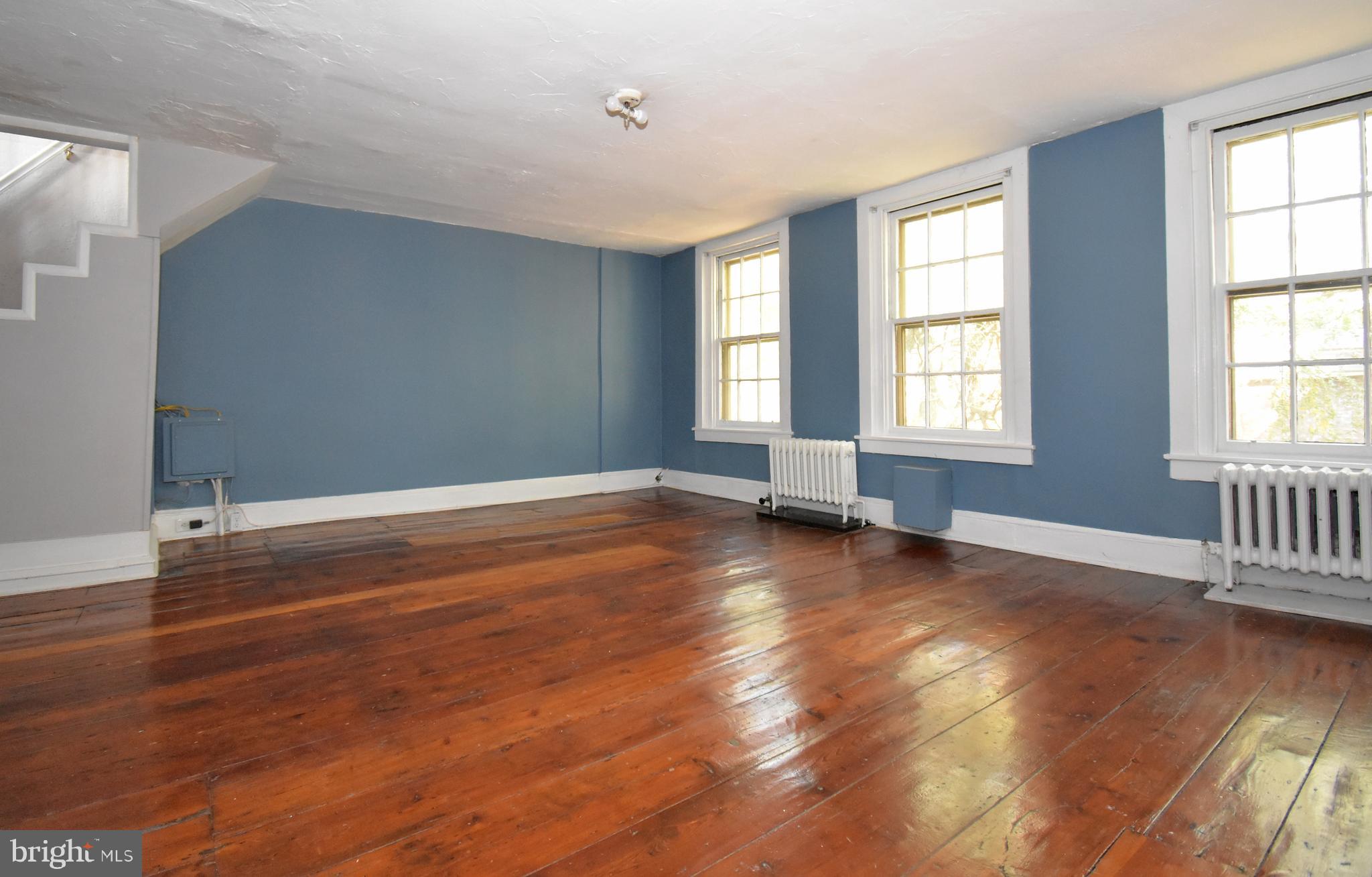 SOCIETY HILL - Residential Lease