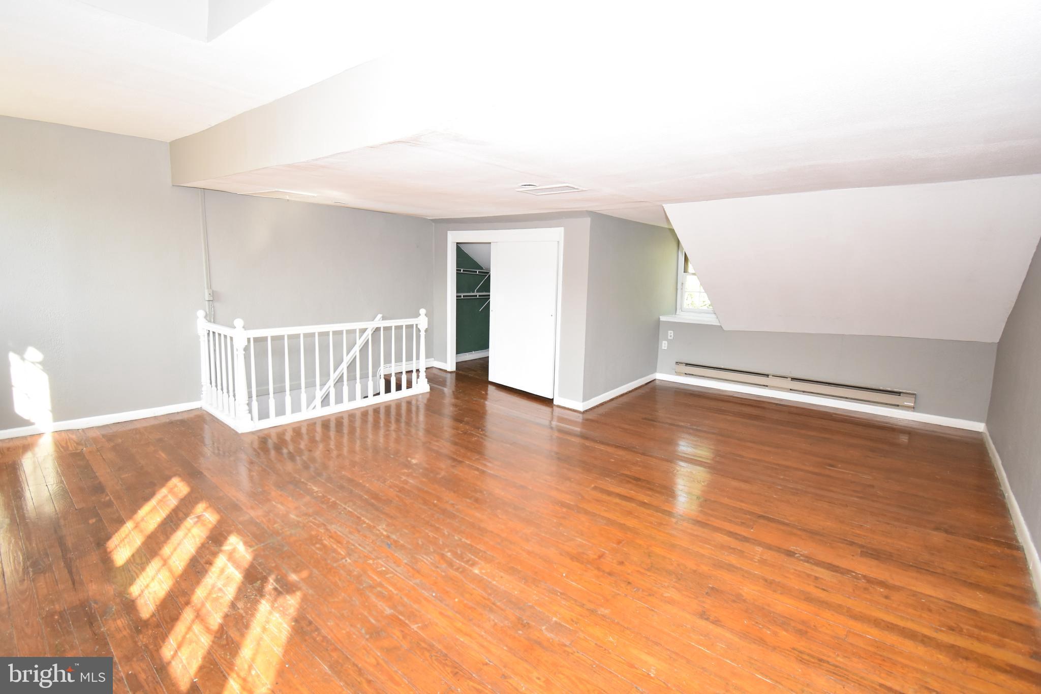 SOCIETY HILL - Residential Lease