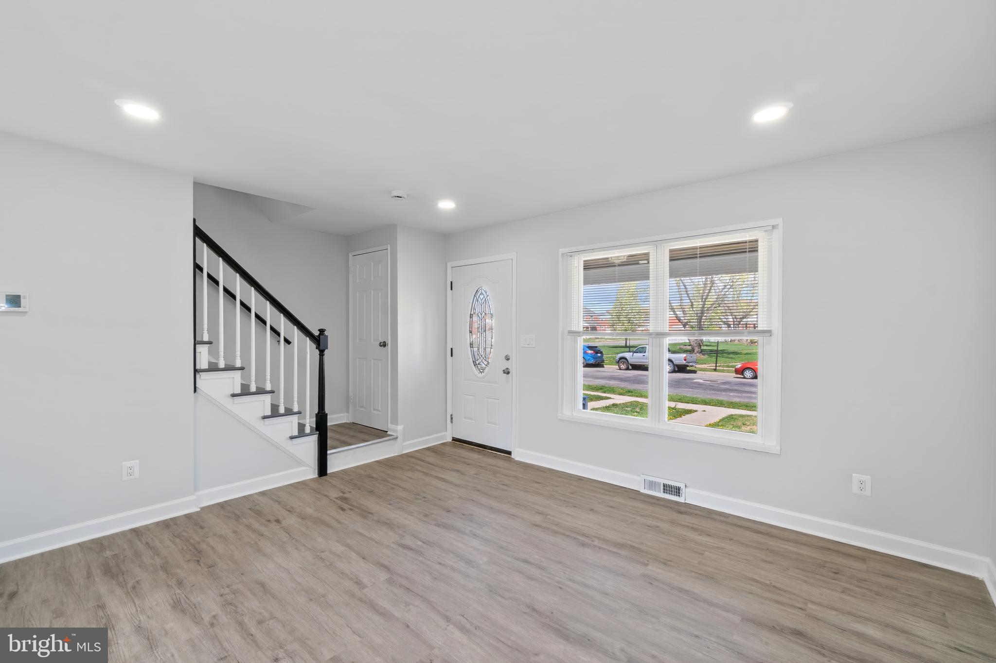 CHARLESMONT - Residential