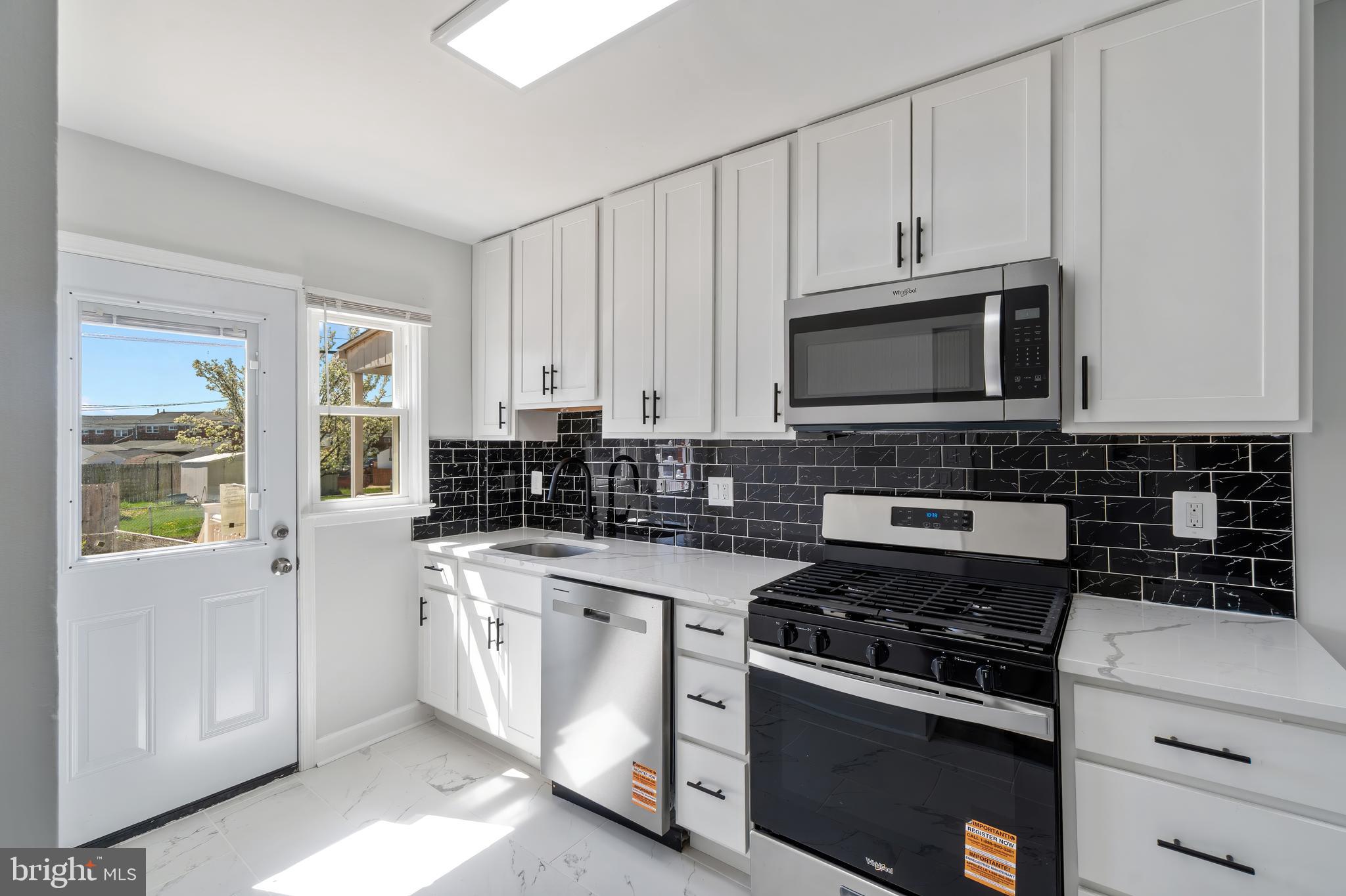 CHARLESMONT - Residential