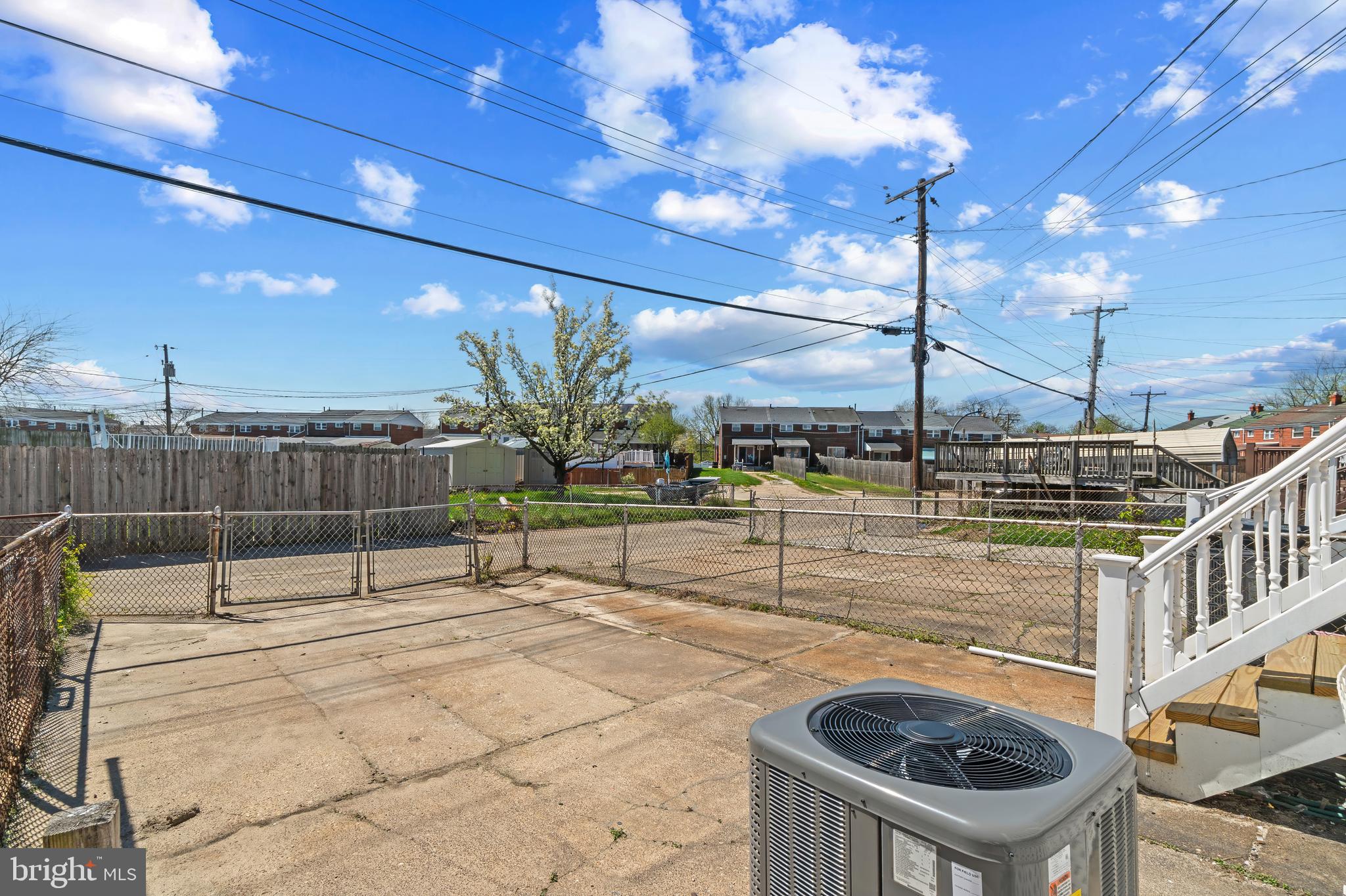 CHARLESMONT - Residential