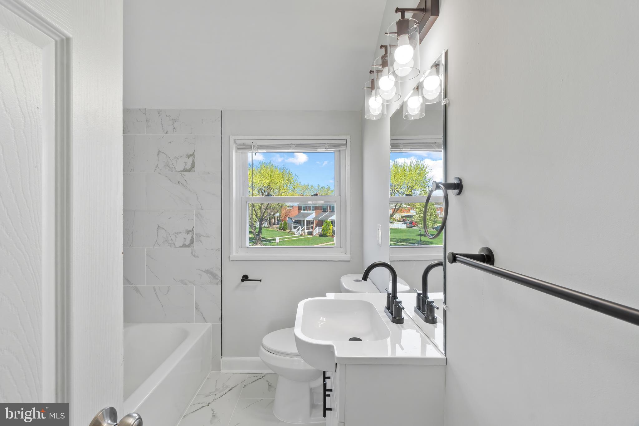 CHARLESMONT - Residential