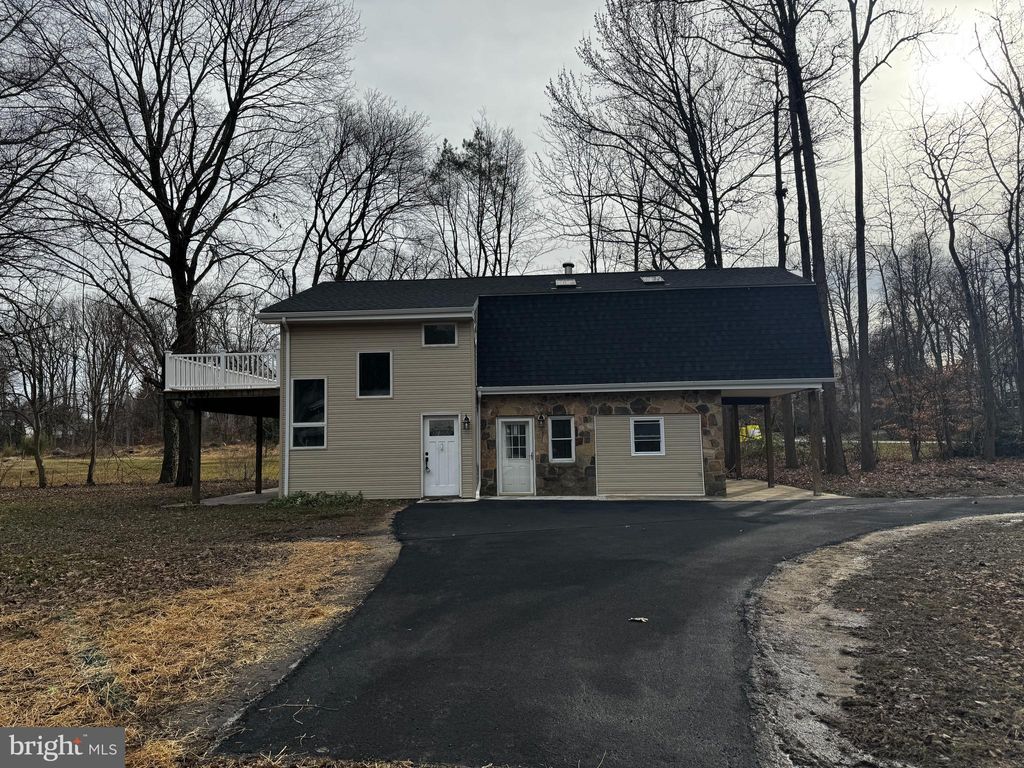 Photo of 2427 Grubb Road, WILMINGTON, DE 19810 (MLS # DENC2095354)