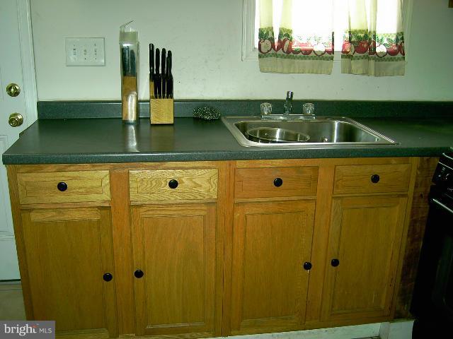 CHARLES VILLAGE - Residential