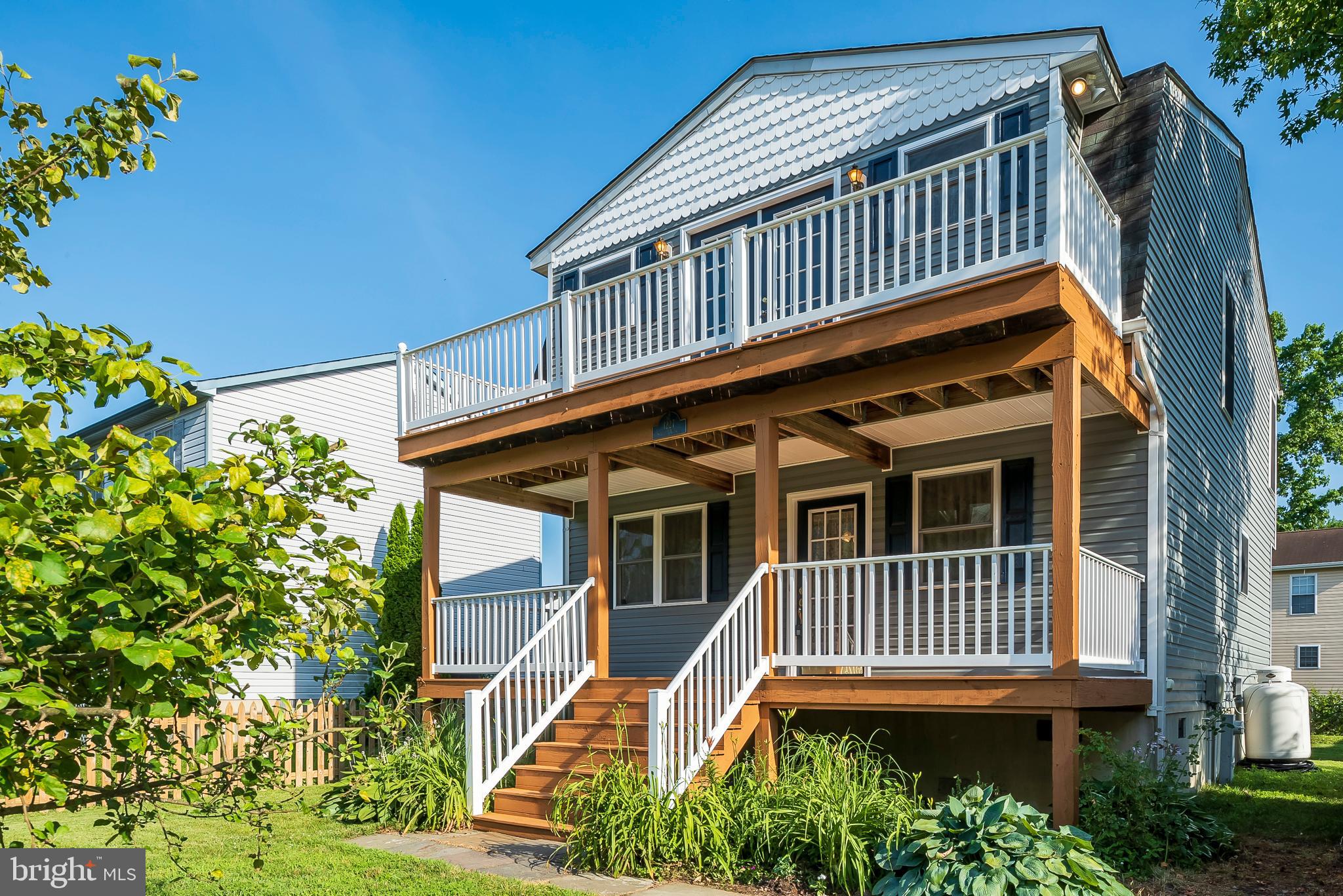 CEDARHURST ON THE BAY - Residential