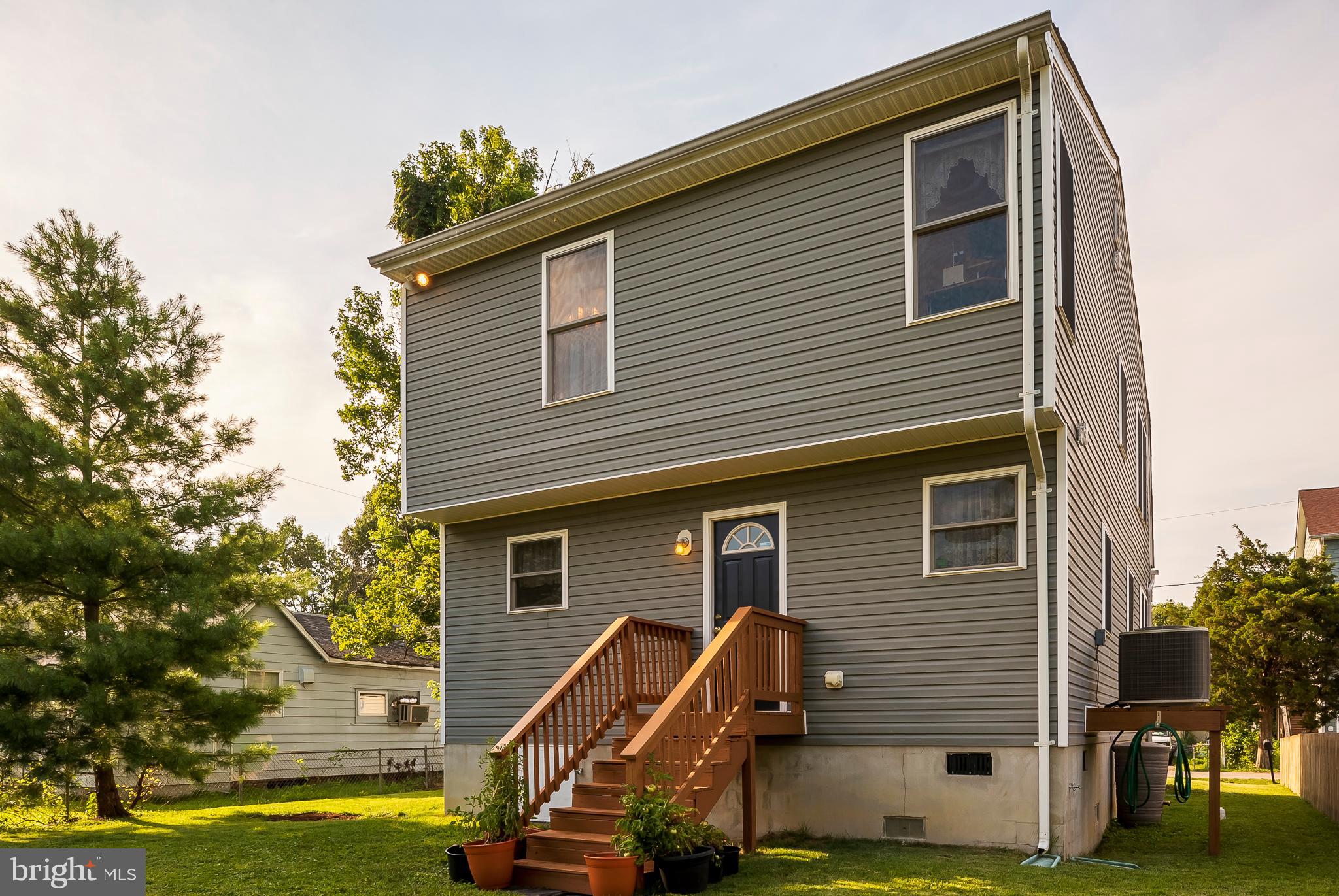 CEDARHURST ON THE BAY - Residential