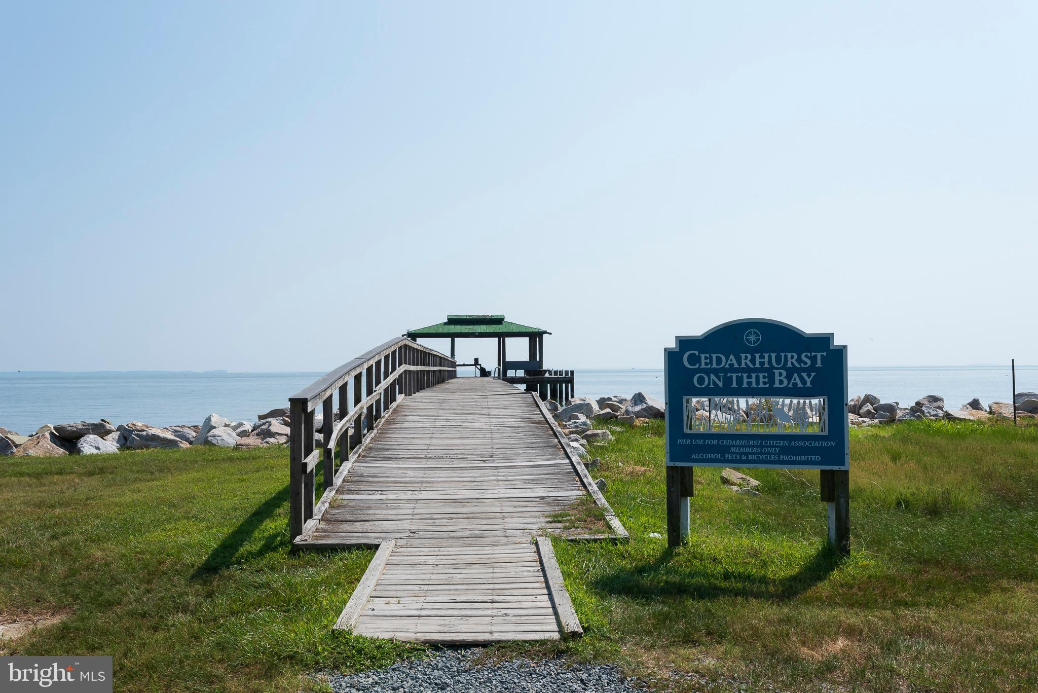 CEDARHURST ON THE BAY - Residential