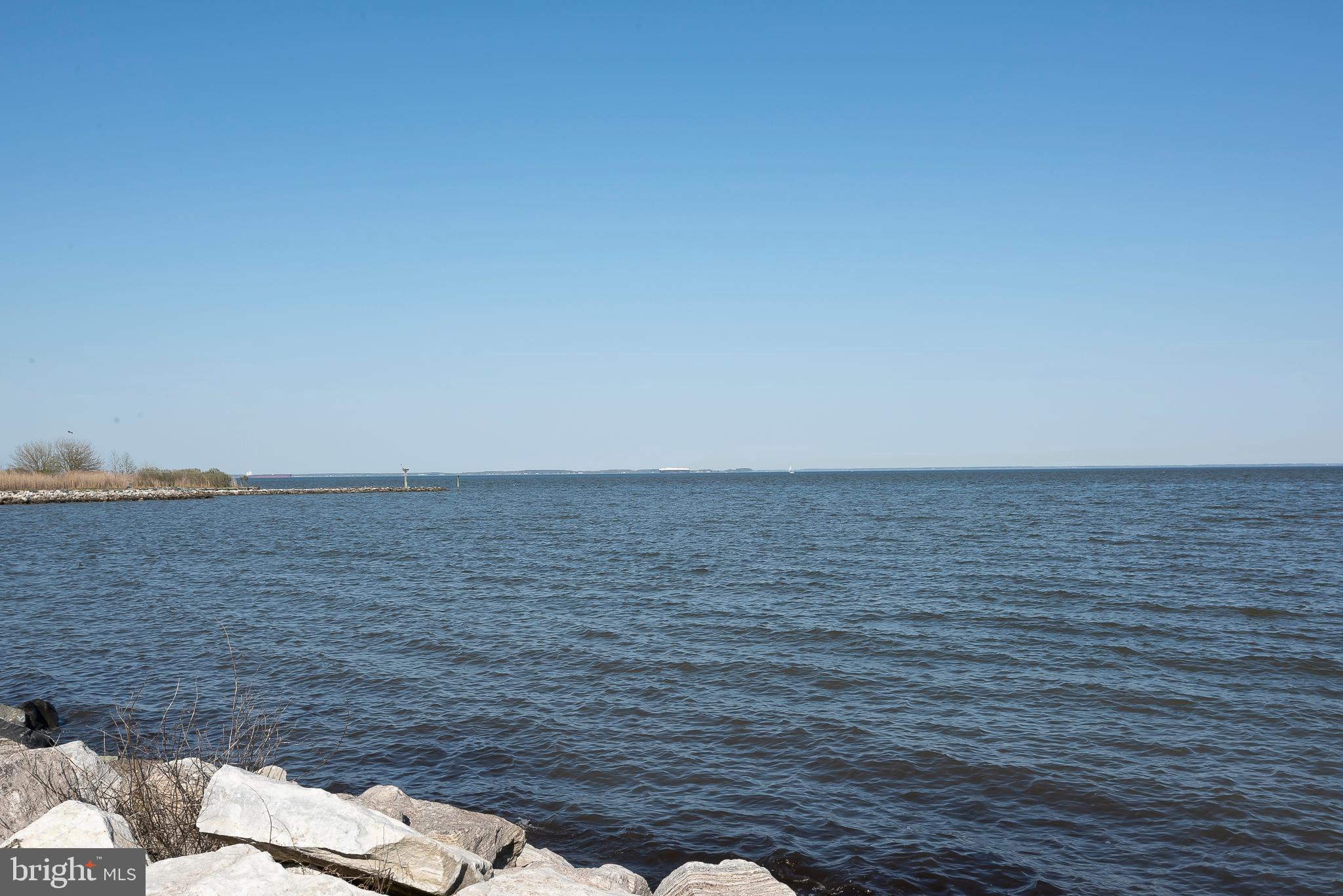 CEDARHURST ON THE BAY - Residential