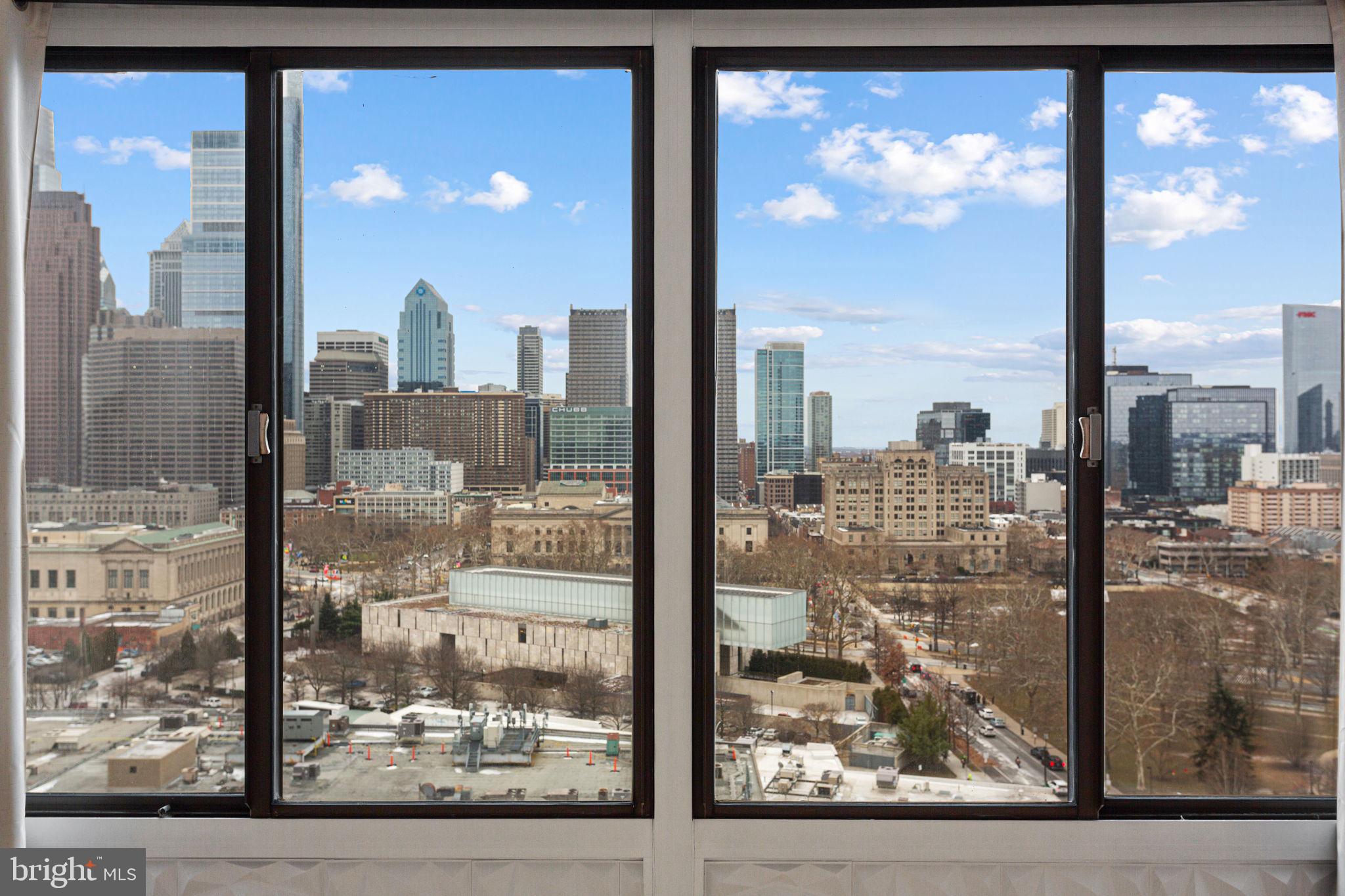 ART MUSEUM AREA - Residential