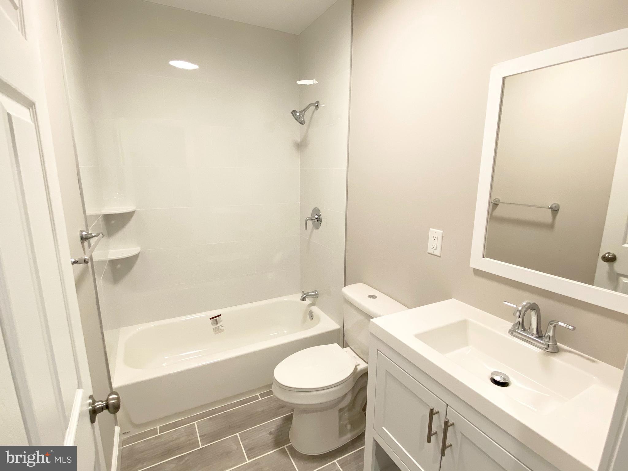 POINT BREEZE - Residential