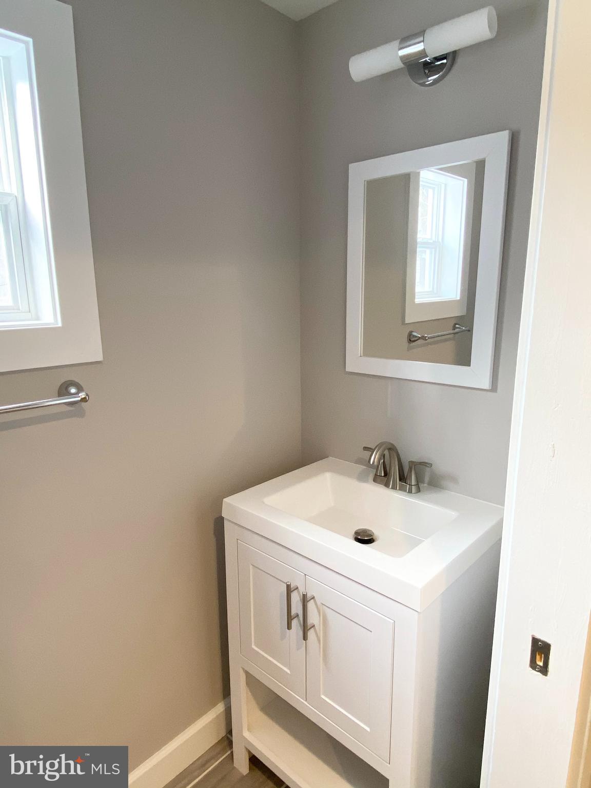 POINT BREEZE - Residential