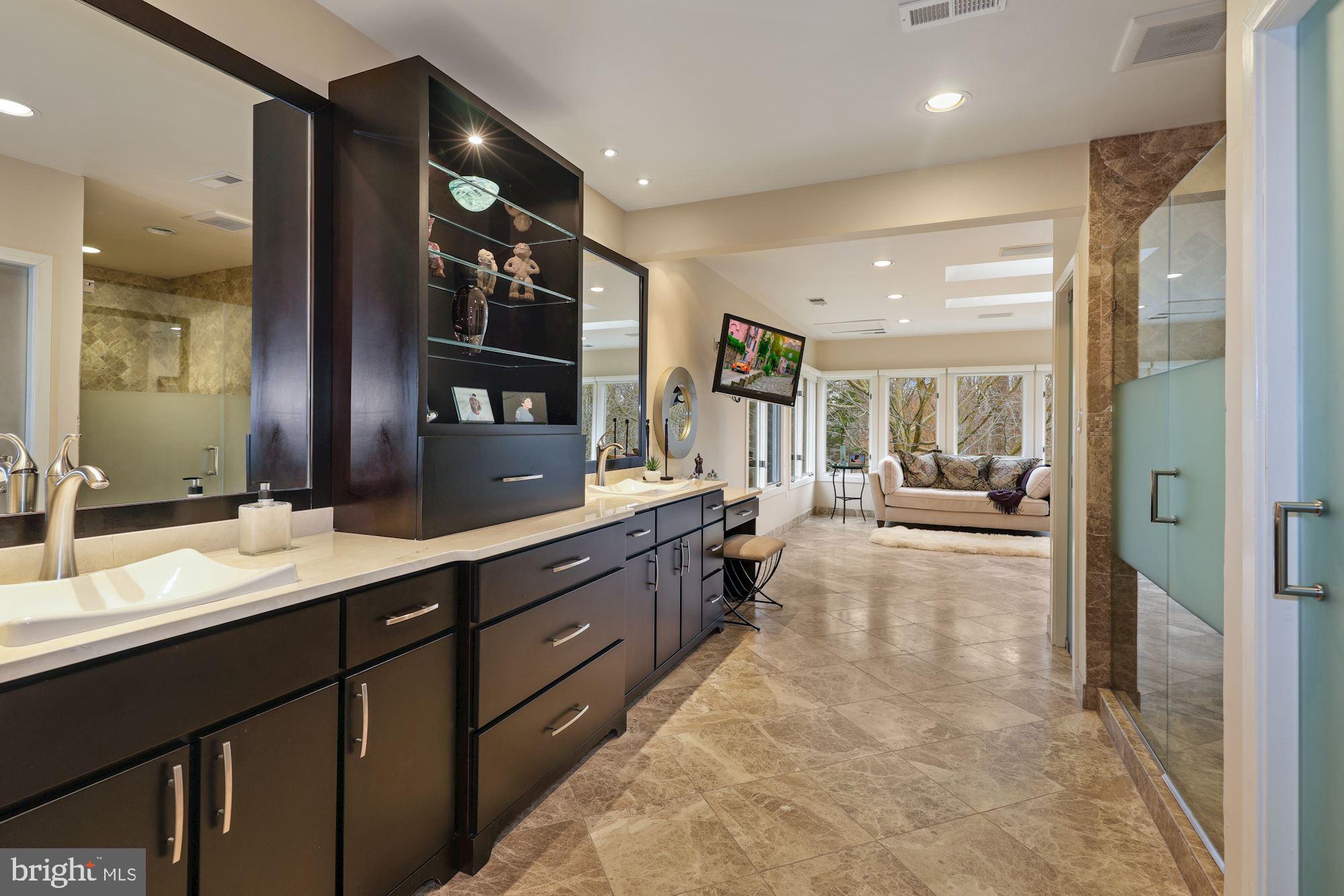 AVENEL - Residential