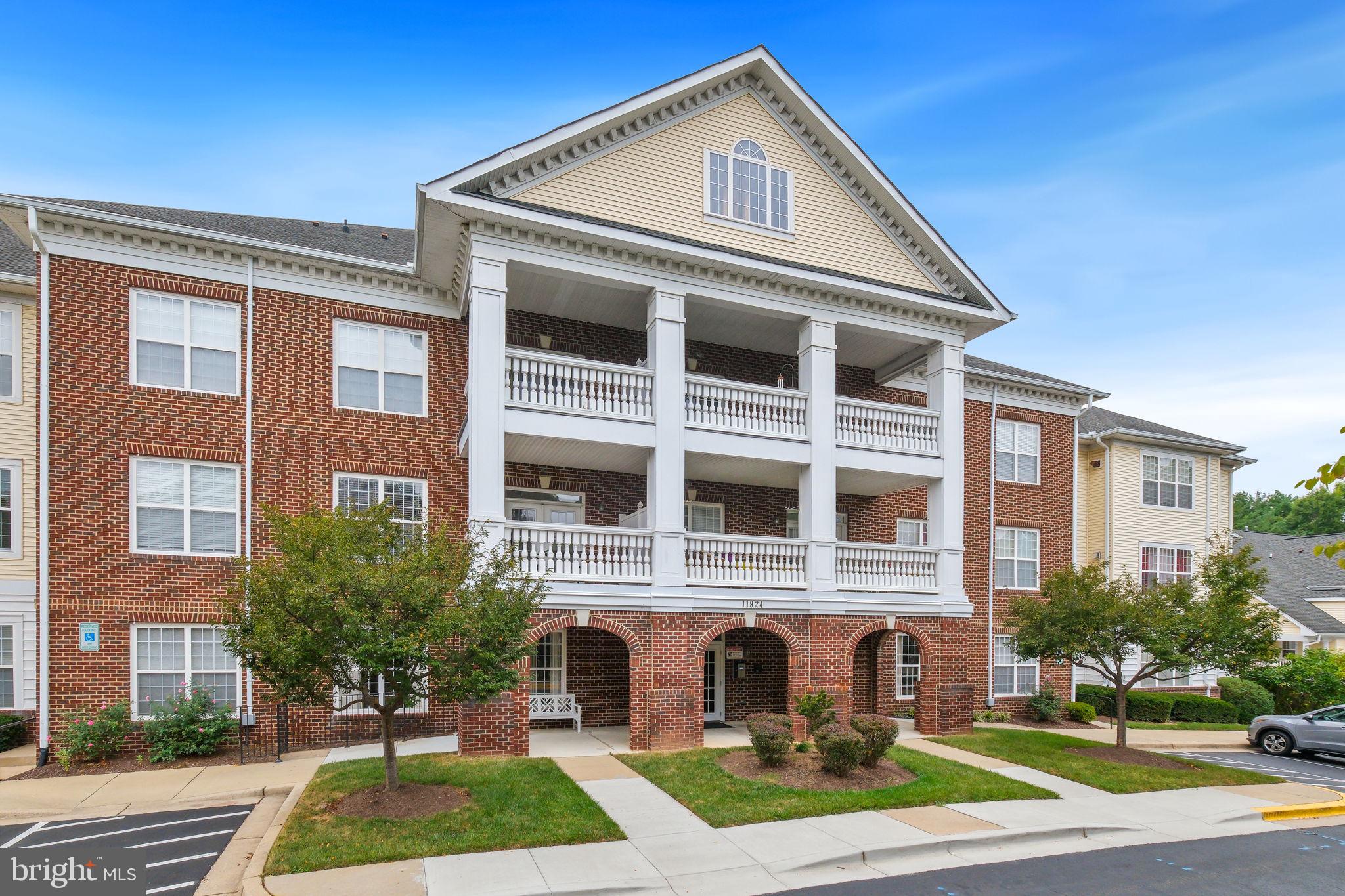 POTOMAC VILLAGE - Residential