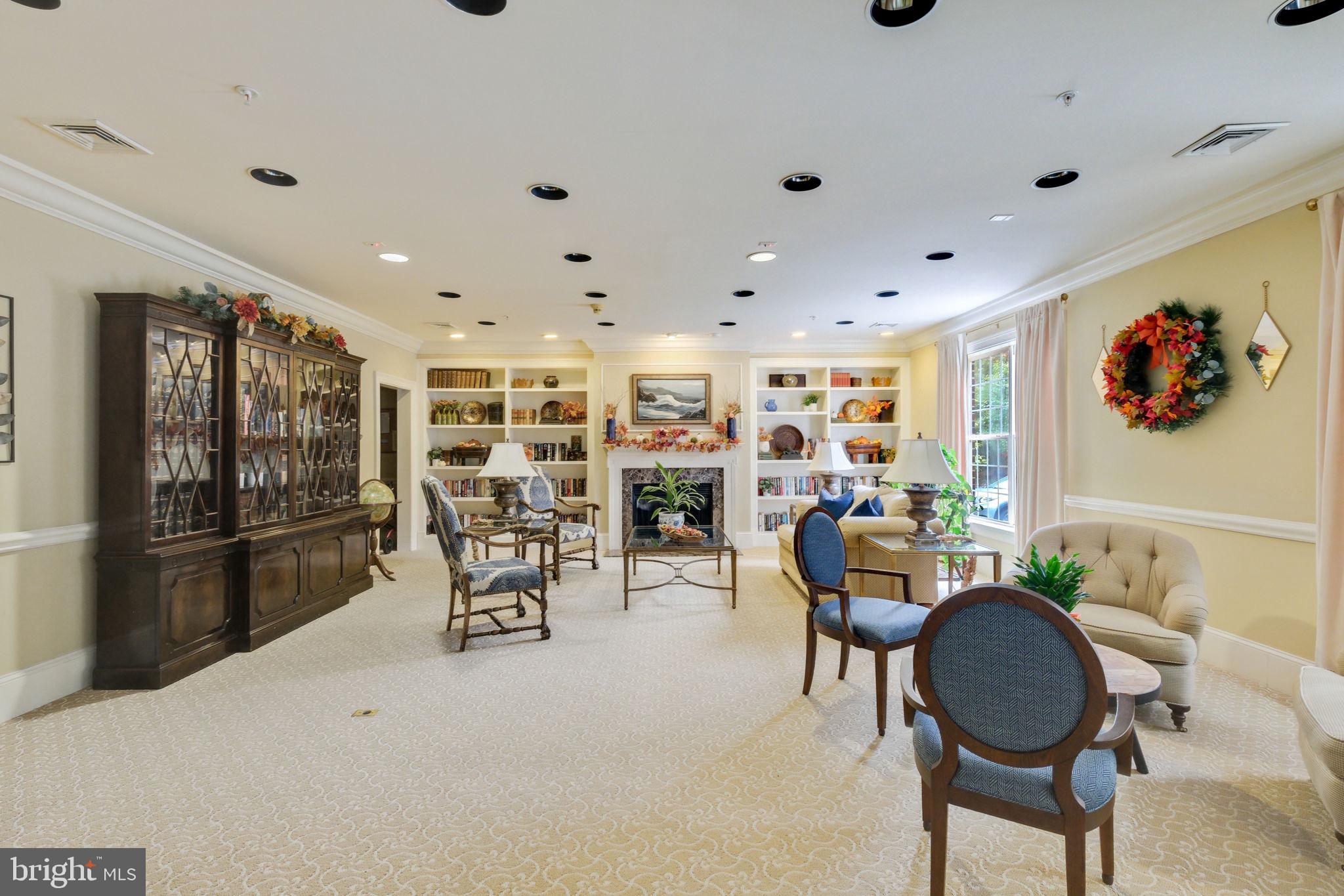 POTOMAC VILLAGE - Residential