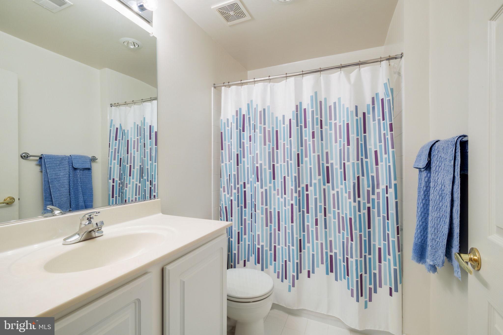 POTOMAC VILLAGE - Residential