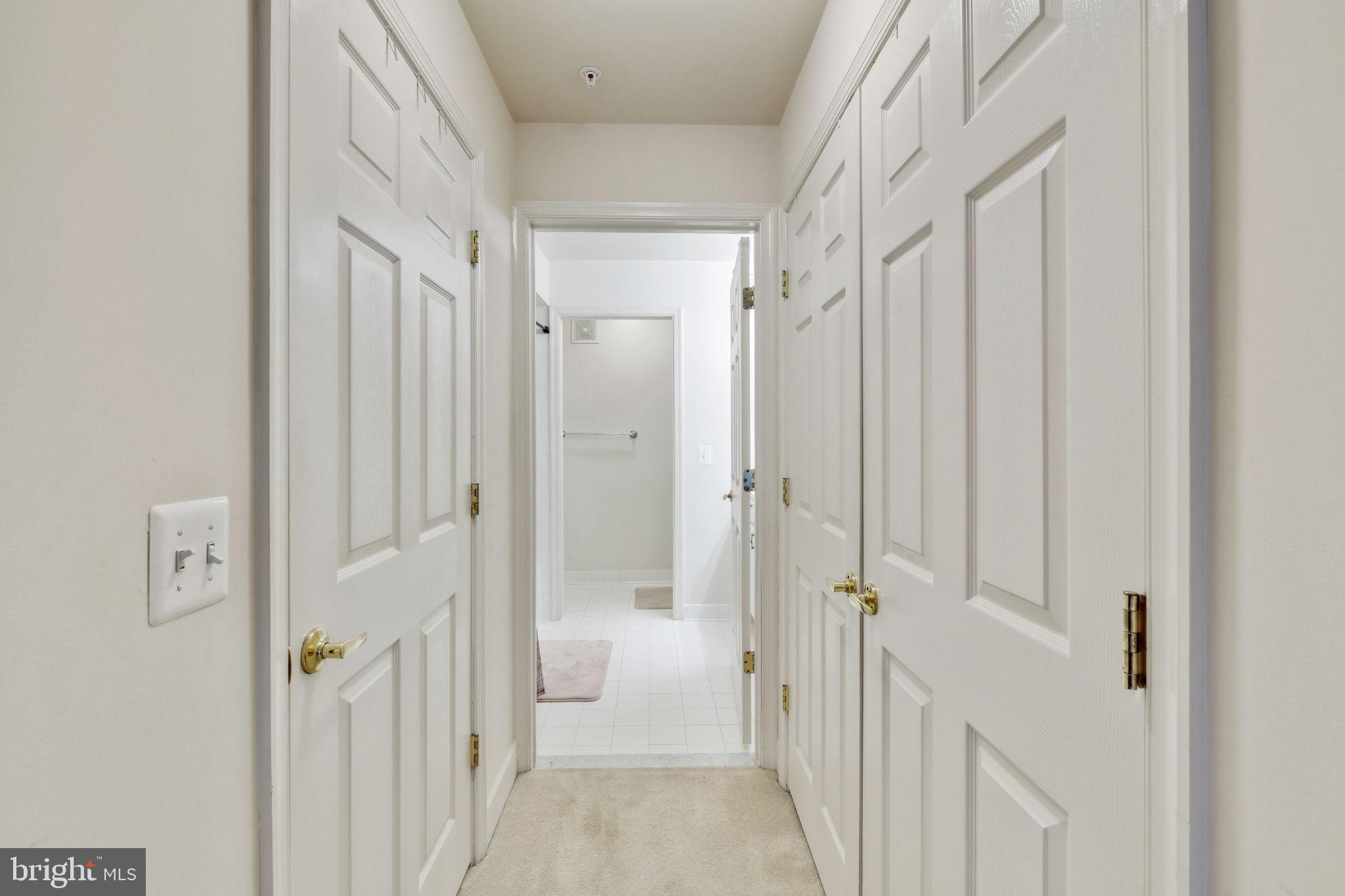 POTOMAC VILLAGE - Residential