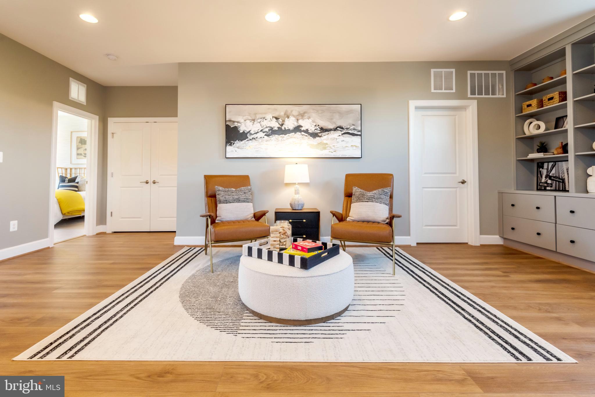 EMBREY MILL - Residential