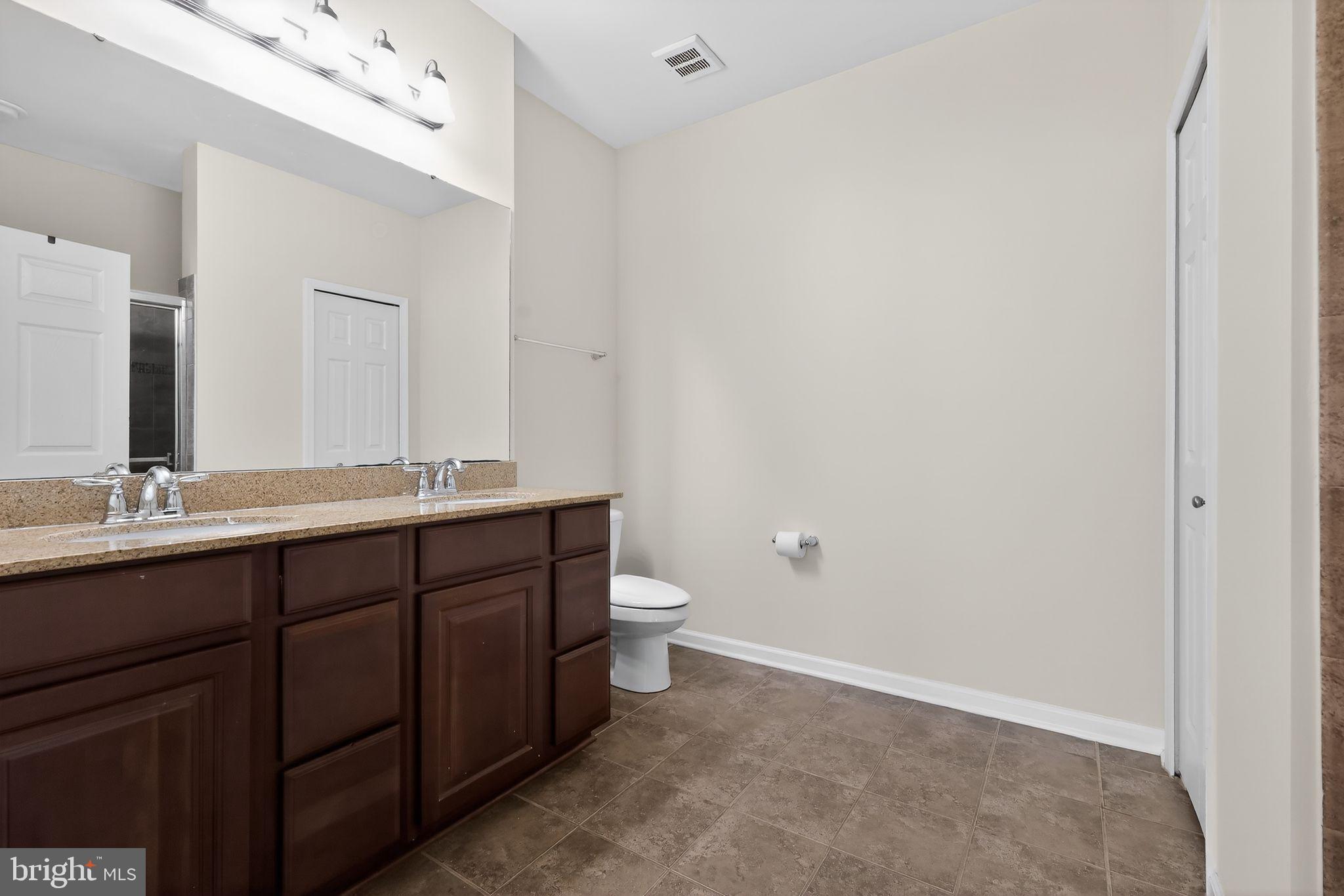 STONEY RUN VILLAGE - Residential