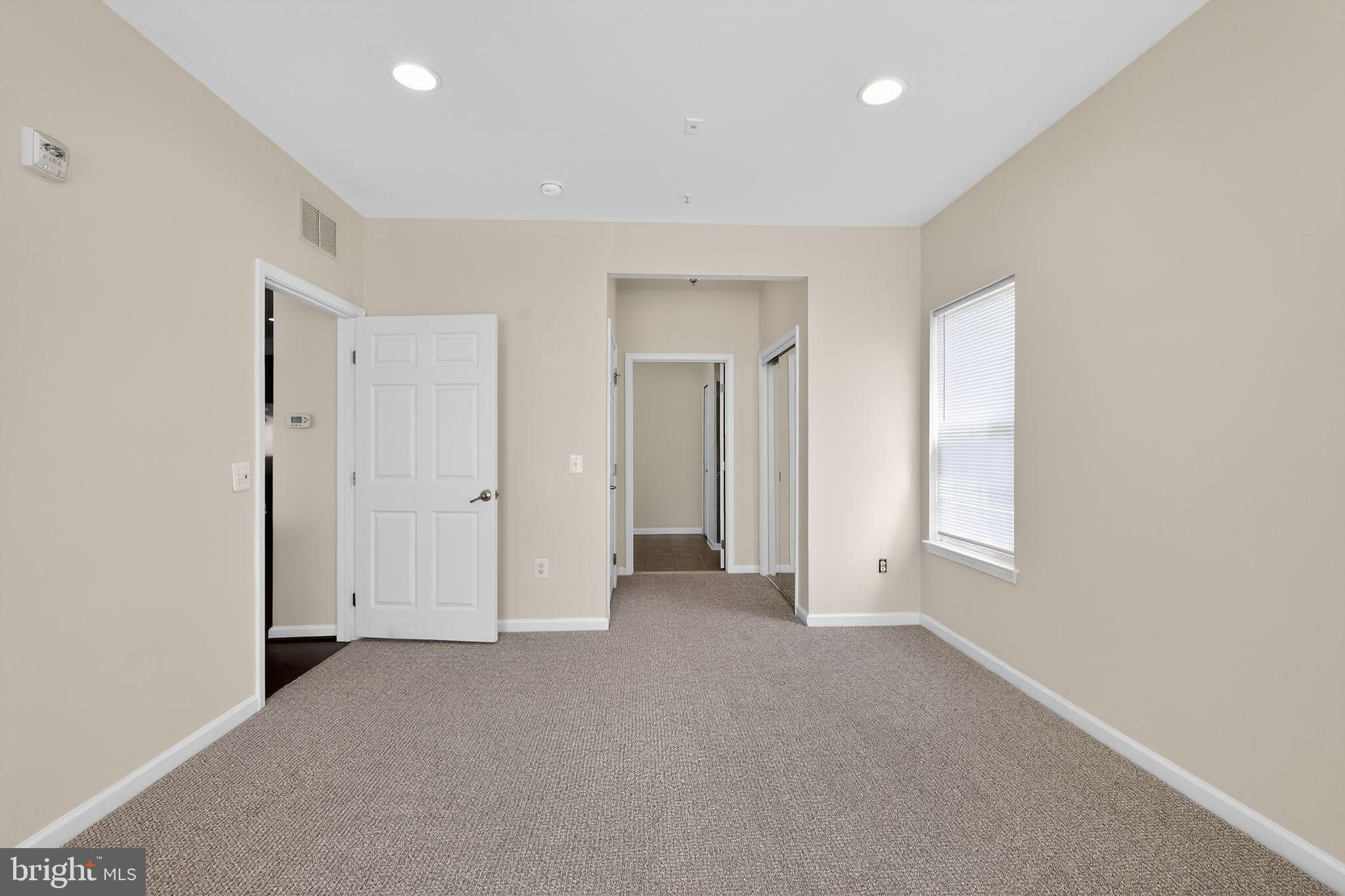 STONEY RUN VILLAGE - Residential
