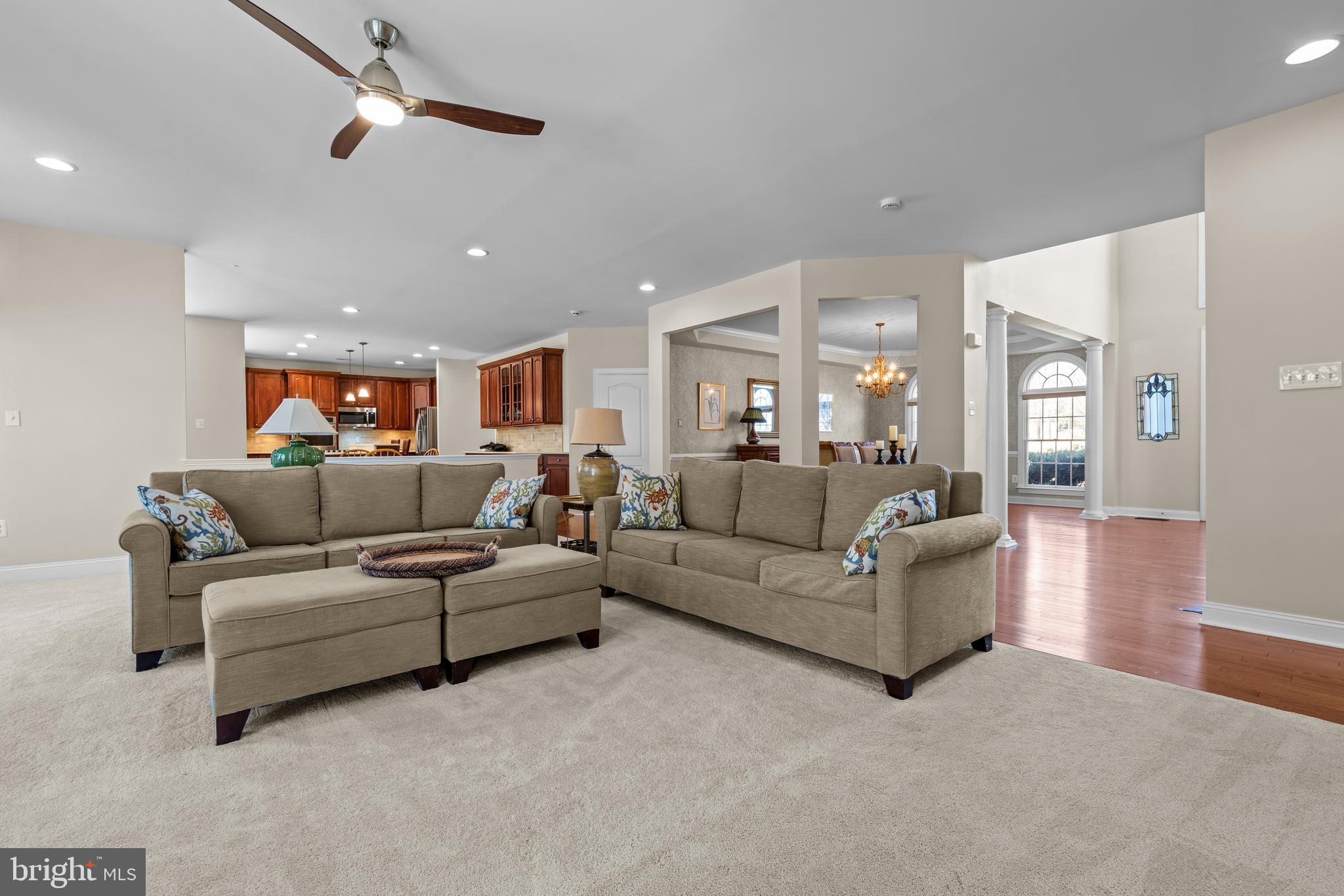 EAGLE POINTE - Residential