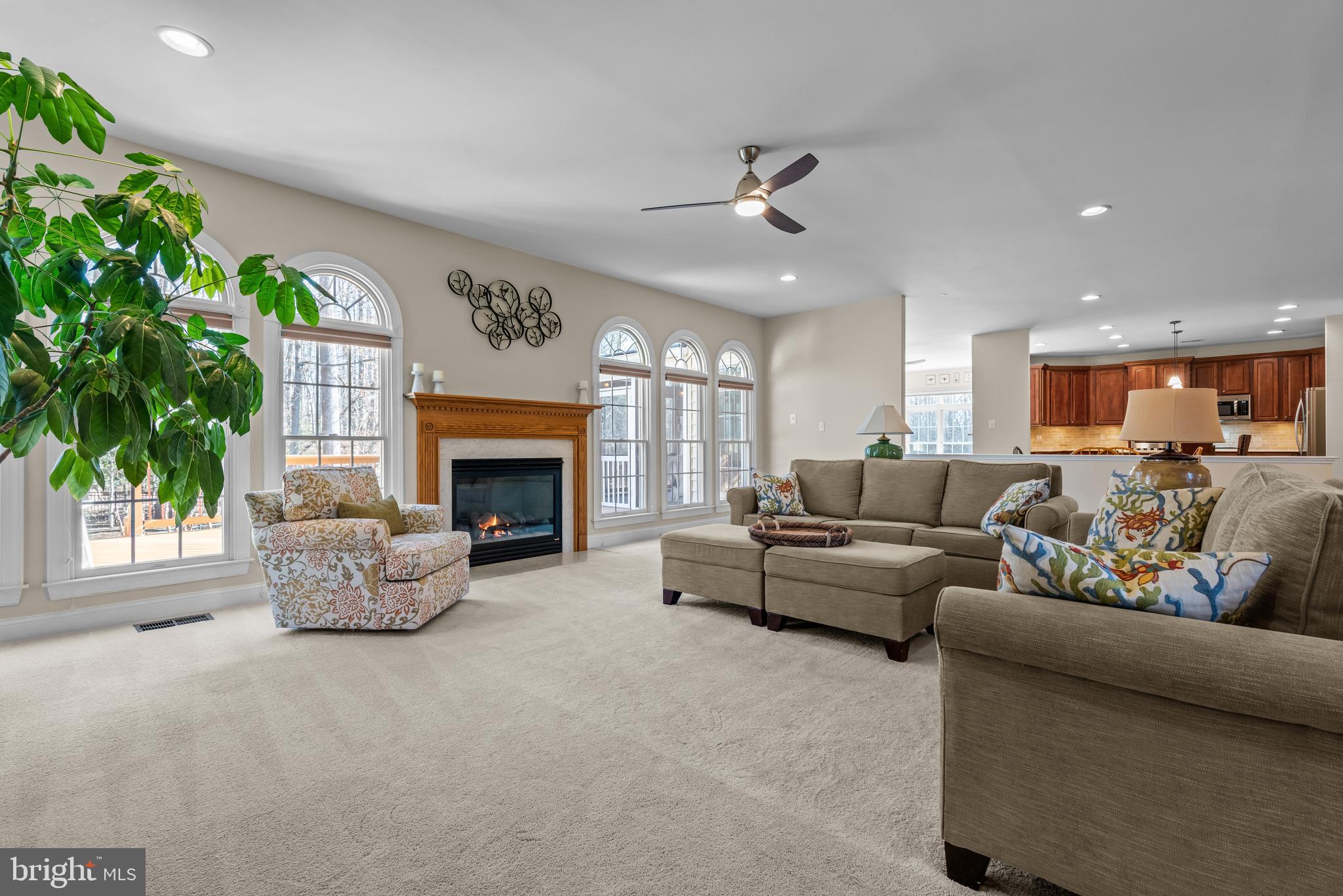 1613 TURKS CAP LILY LANE