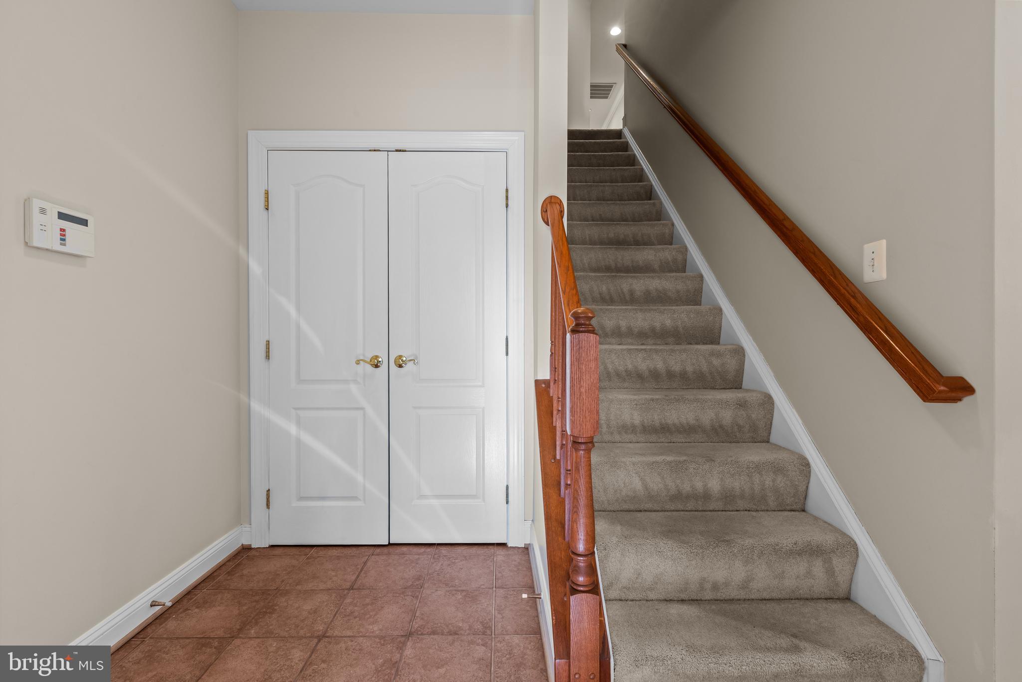 EAGLE POINTE - Residential