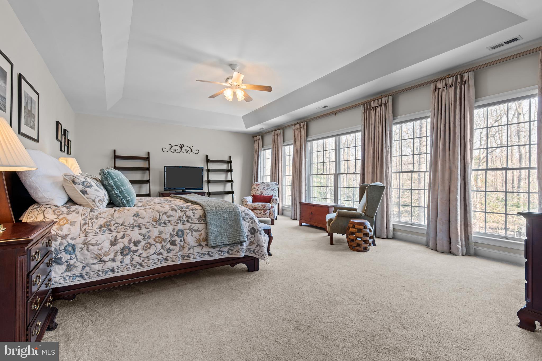 EAGLE POINTE - Residential