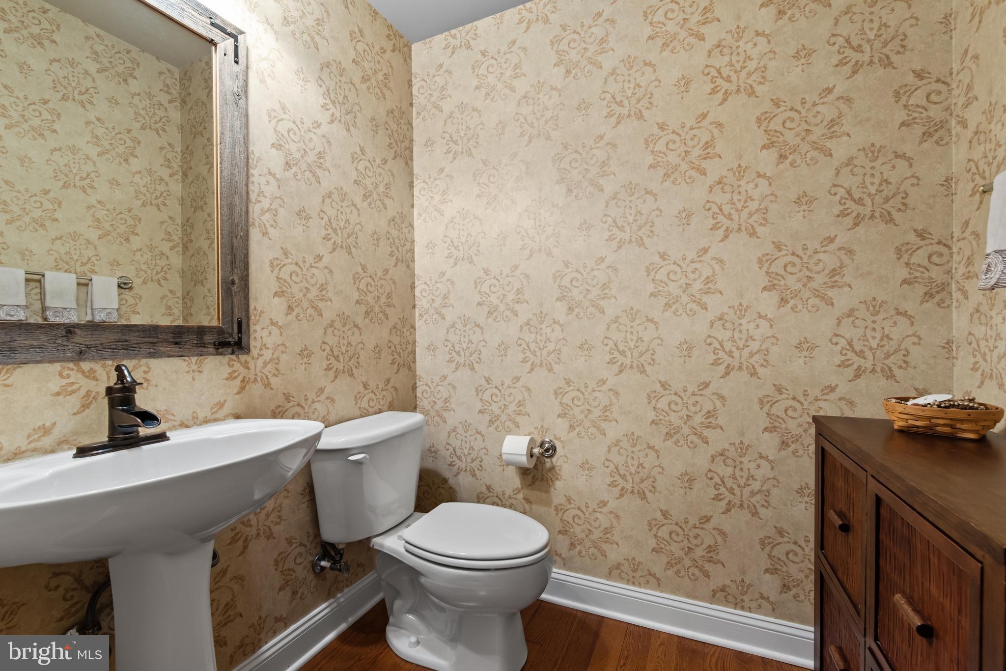 EAGLE POINTE - Residential