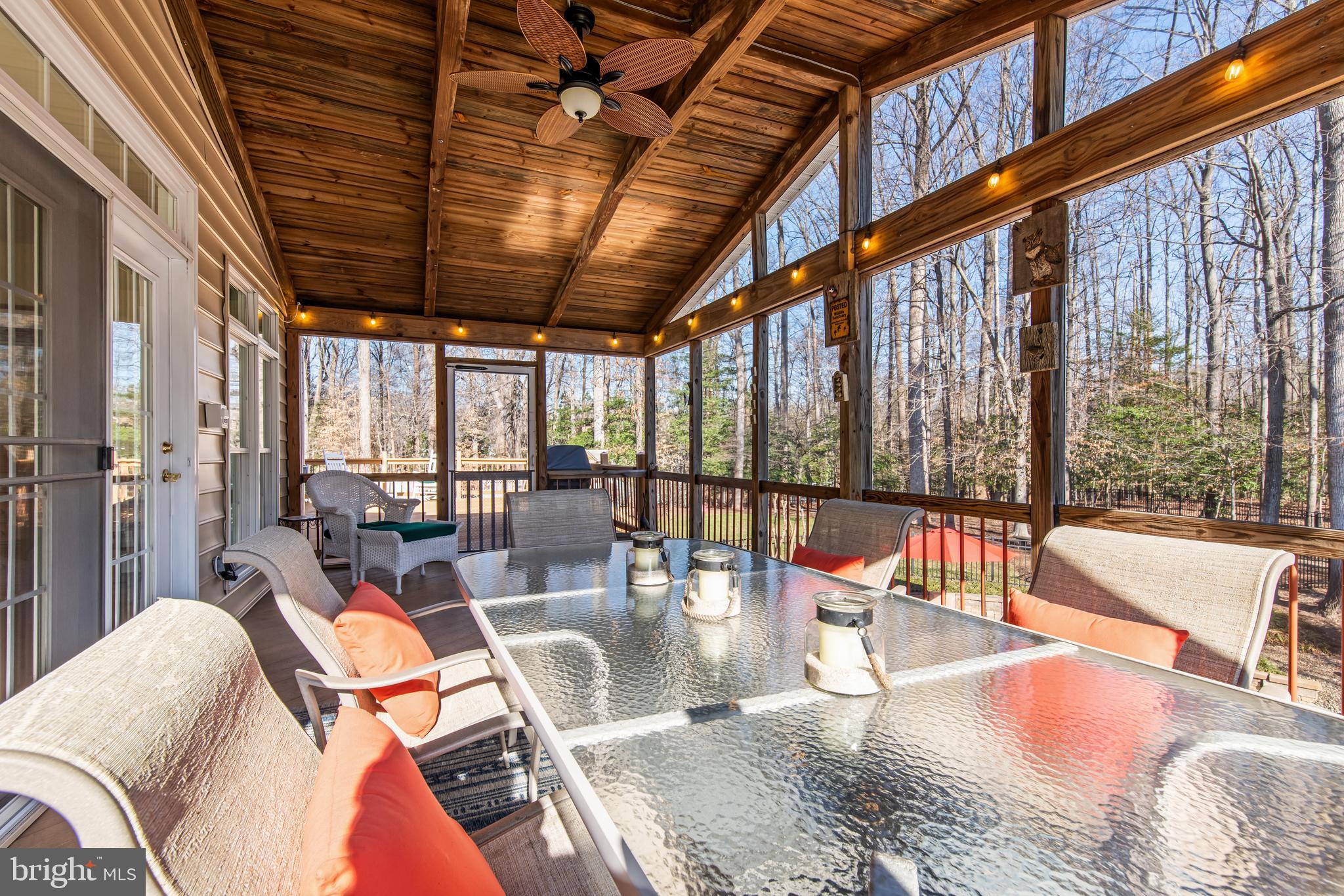 EAGLE POINTE - Residential