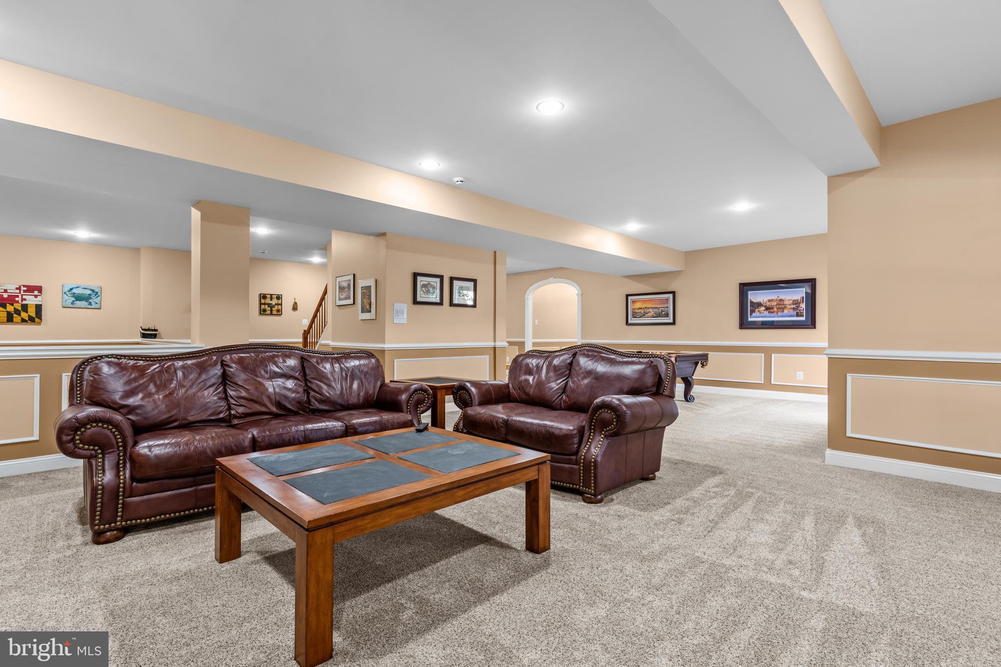 EAGLE POINTE - Residential