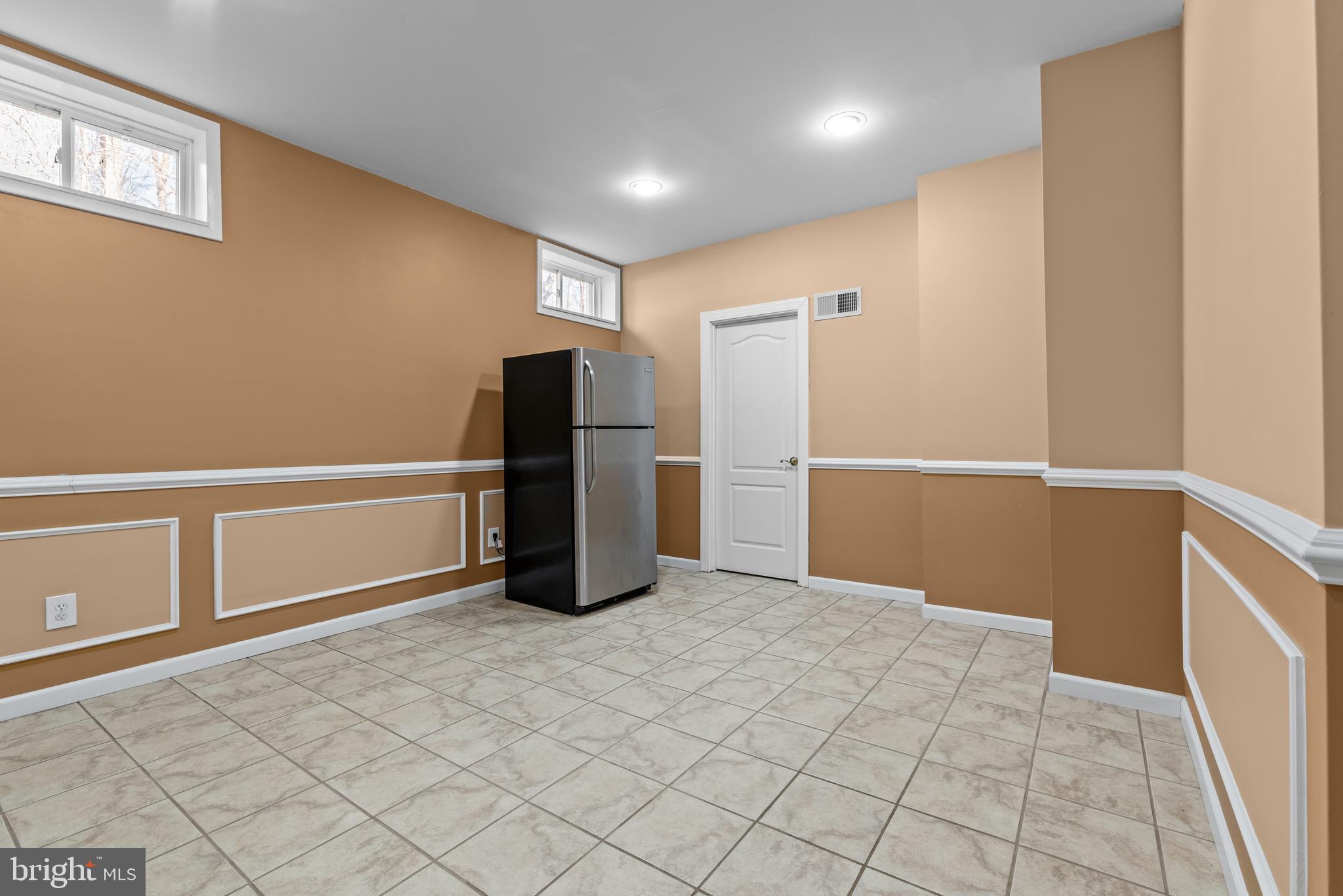 EAGLE POINTE - Residential