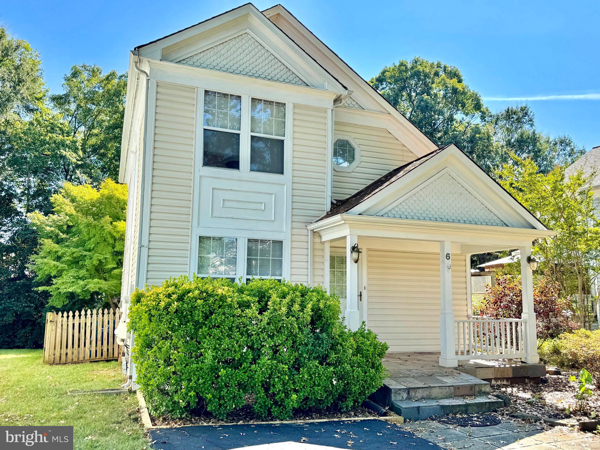 COUNTRYSIDE - Residential