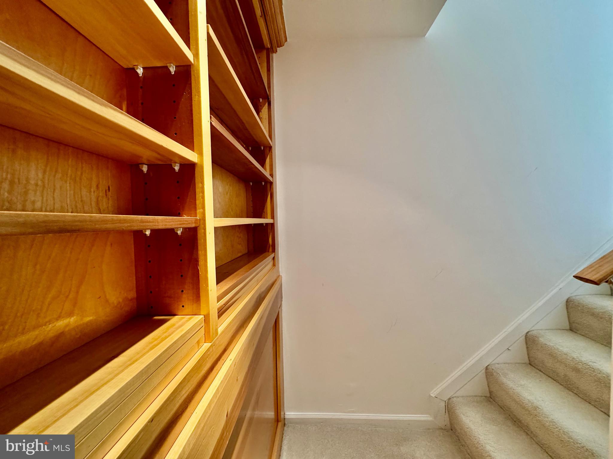 COUNTRYSIDE - Residential