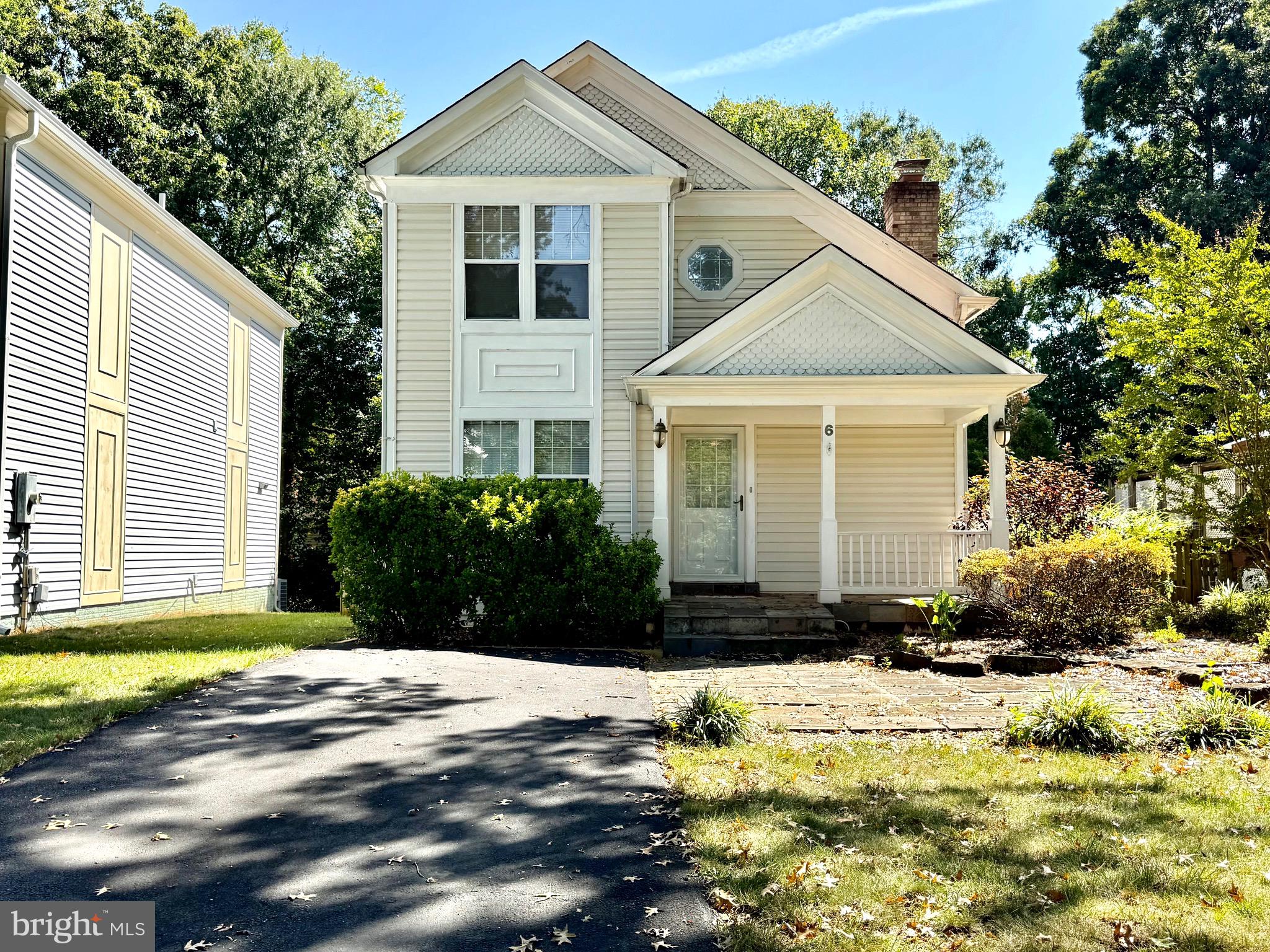 COUNTRYSIDE - Residential