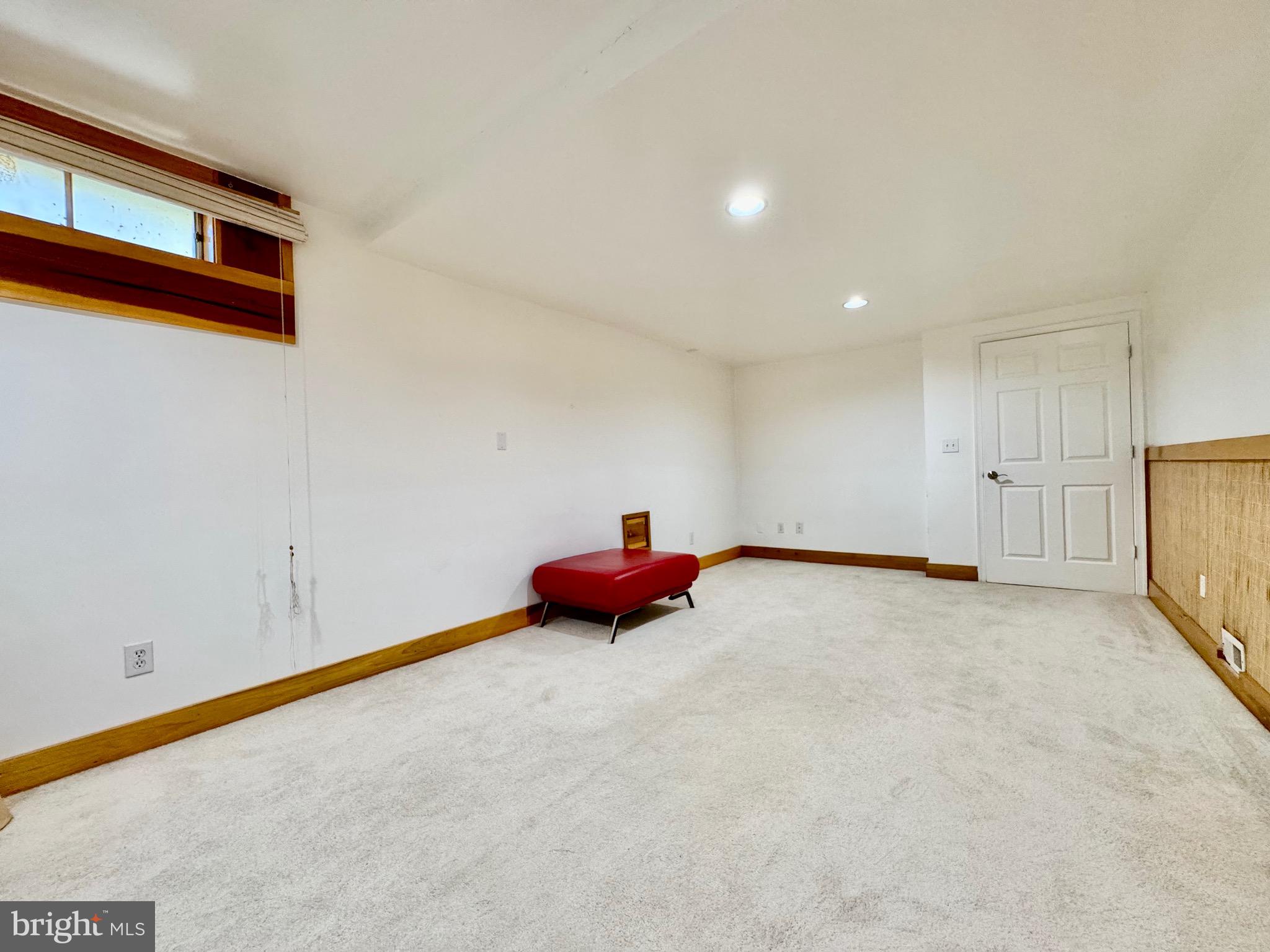 COUNTRYSIDE - Residential