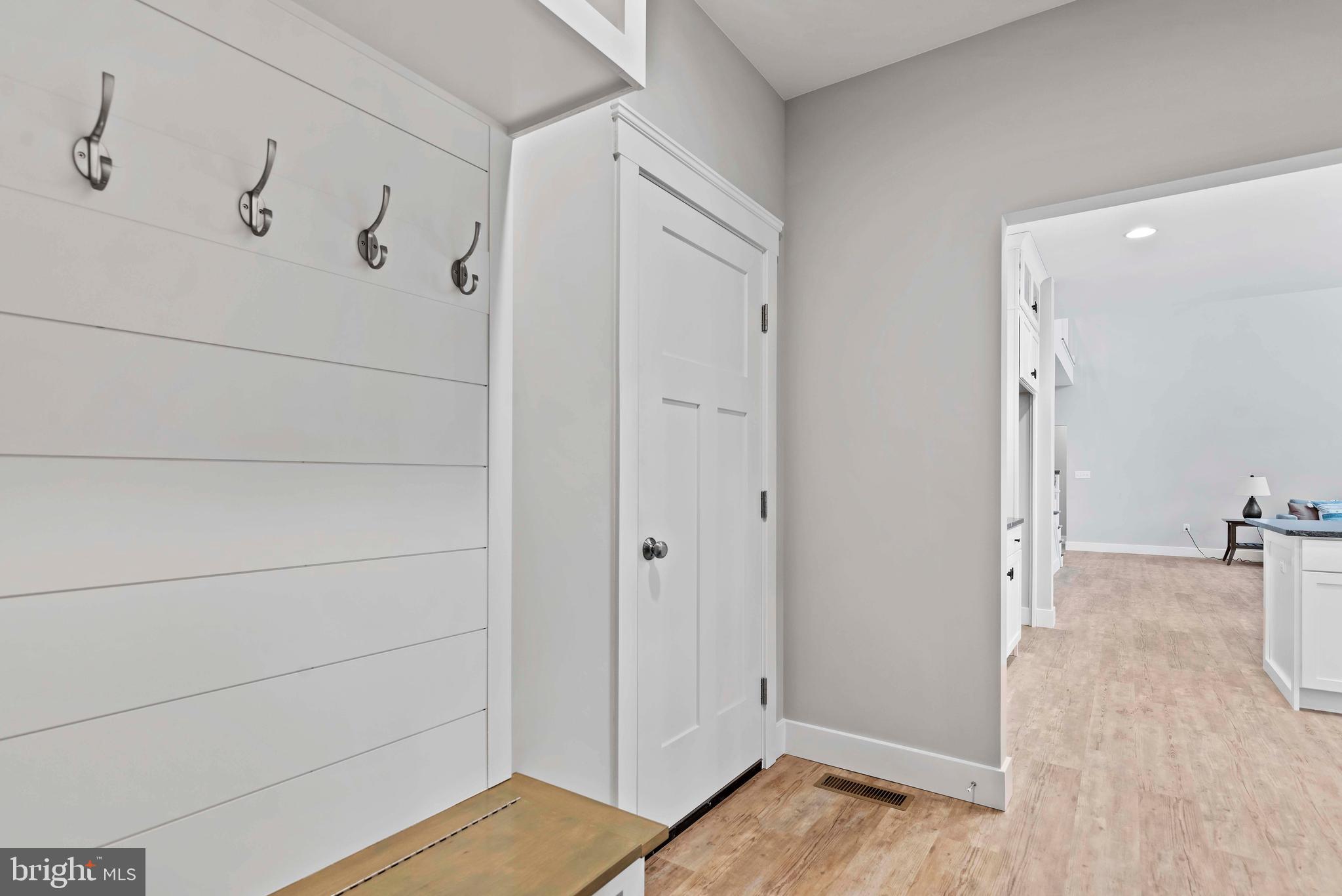 WILSHIRE ESTATES - Residential