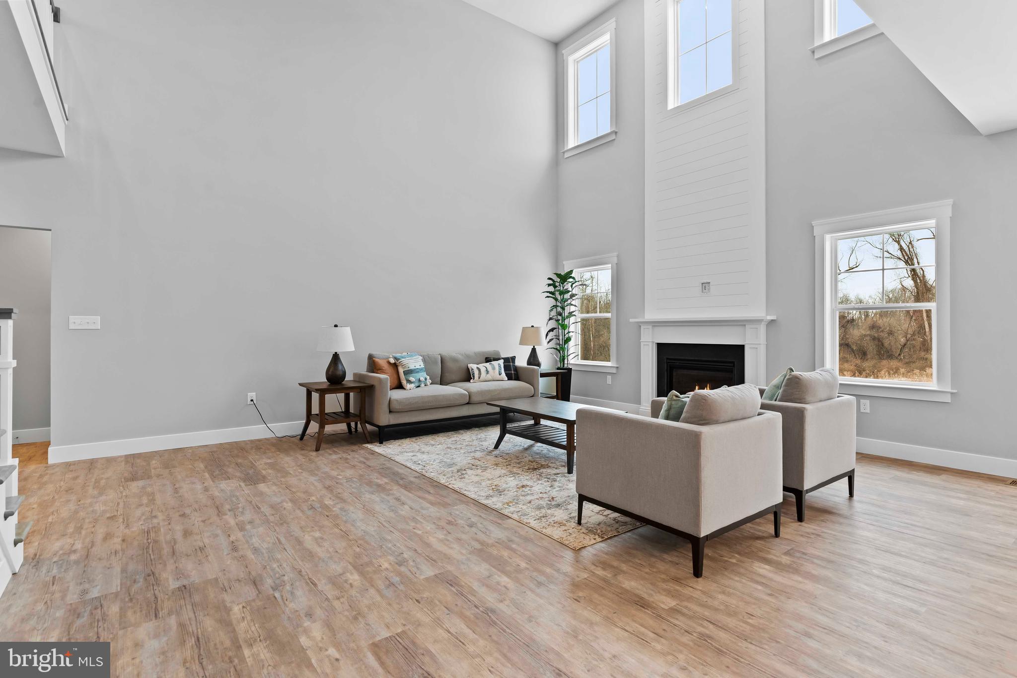 WILSHIRE ESTATES - Residential