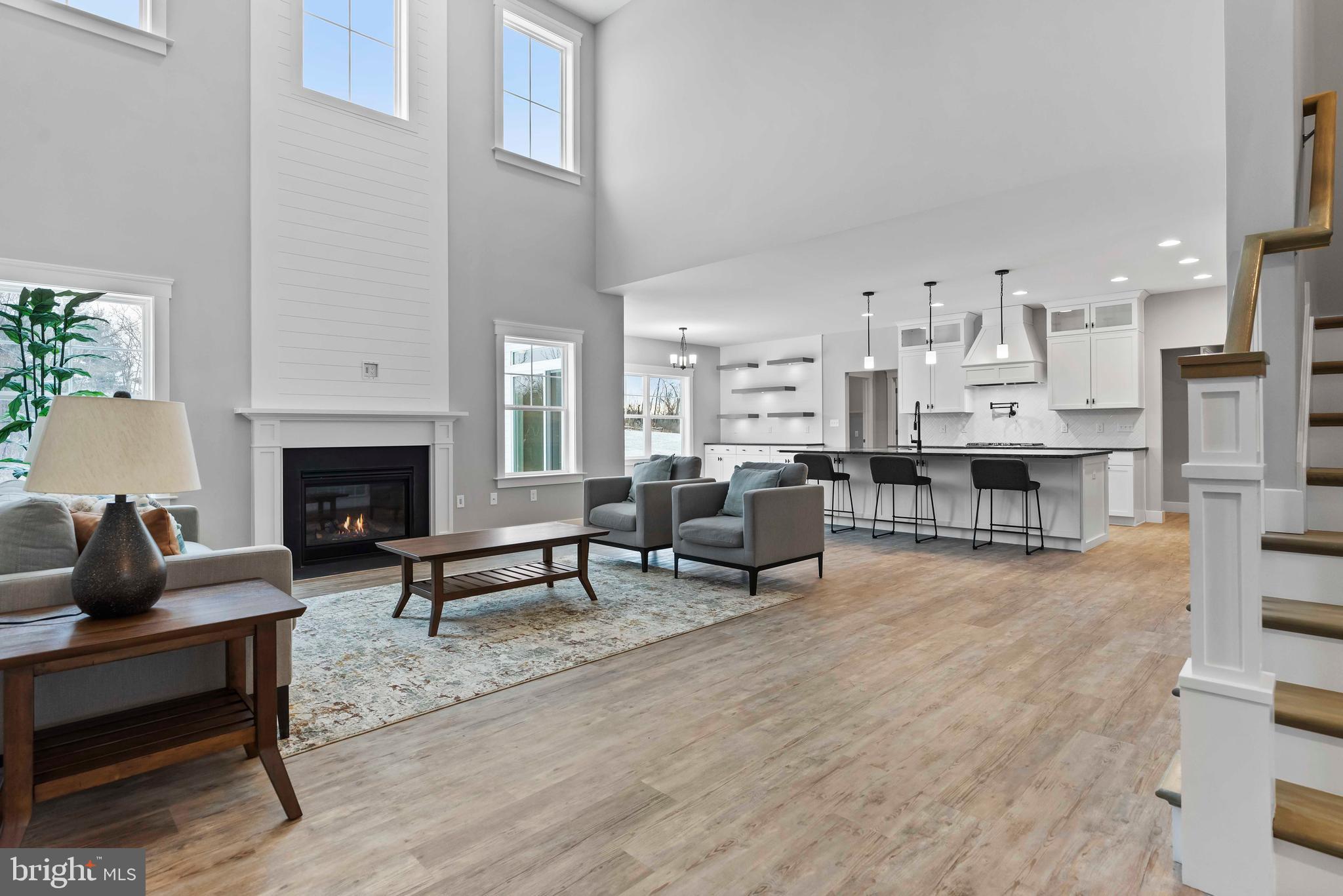 WILSHIRE ESTATES - Residential