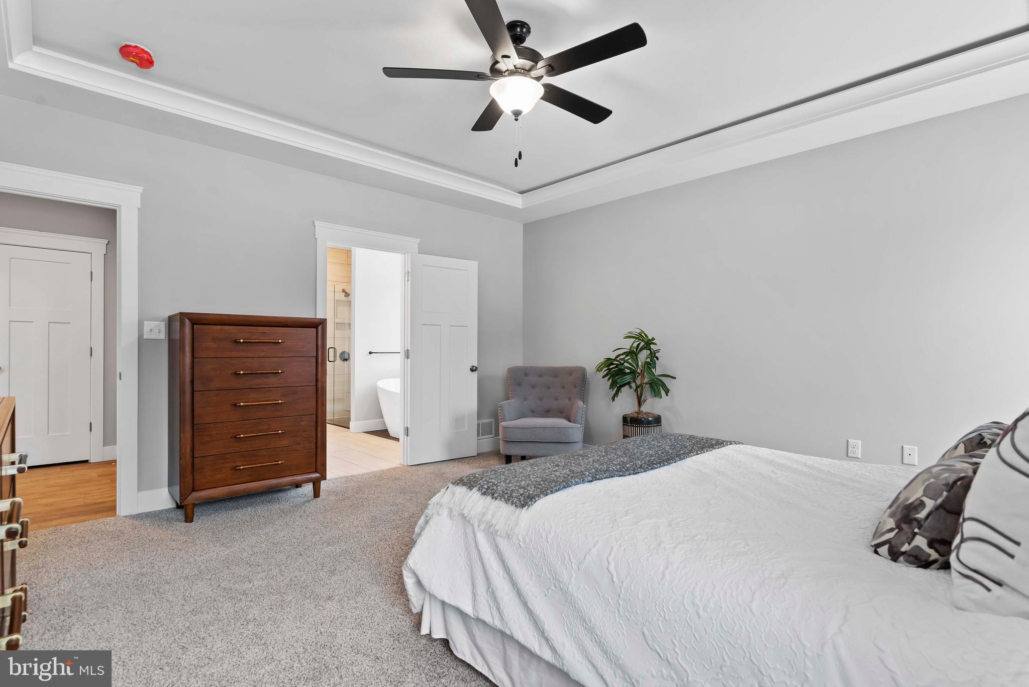 WILSHIRE ESTATES - Residential