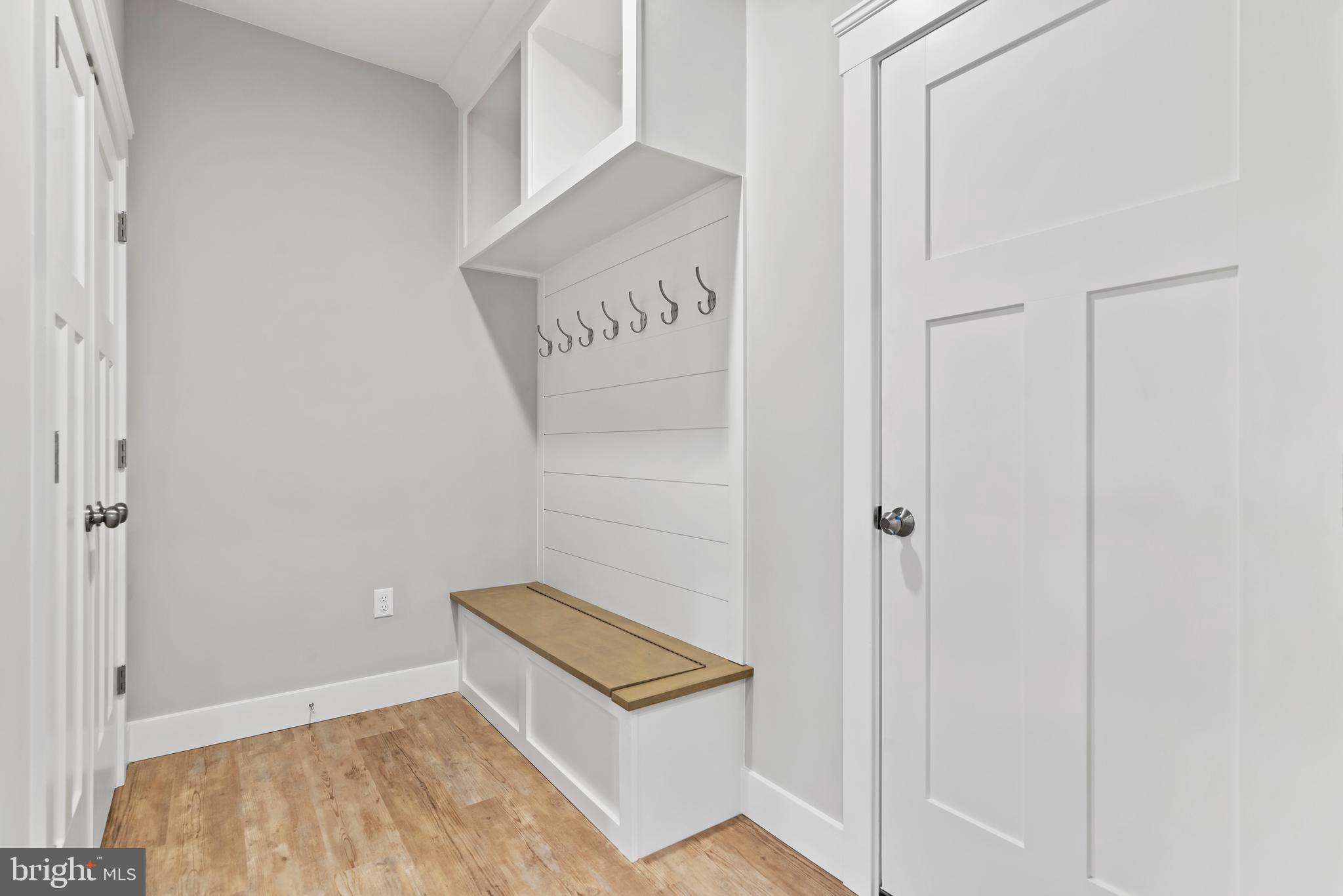 WILSHIRE ESTATES - Residential