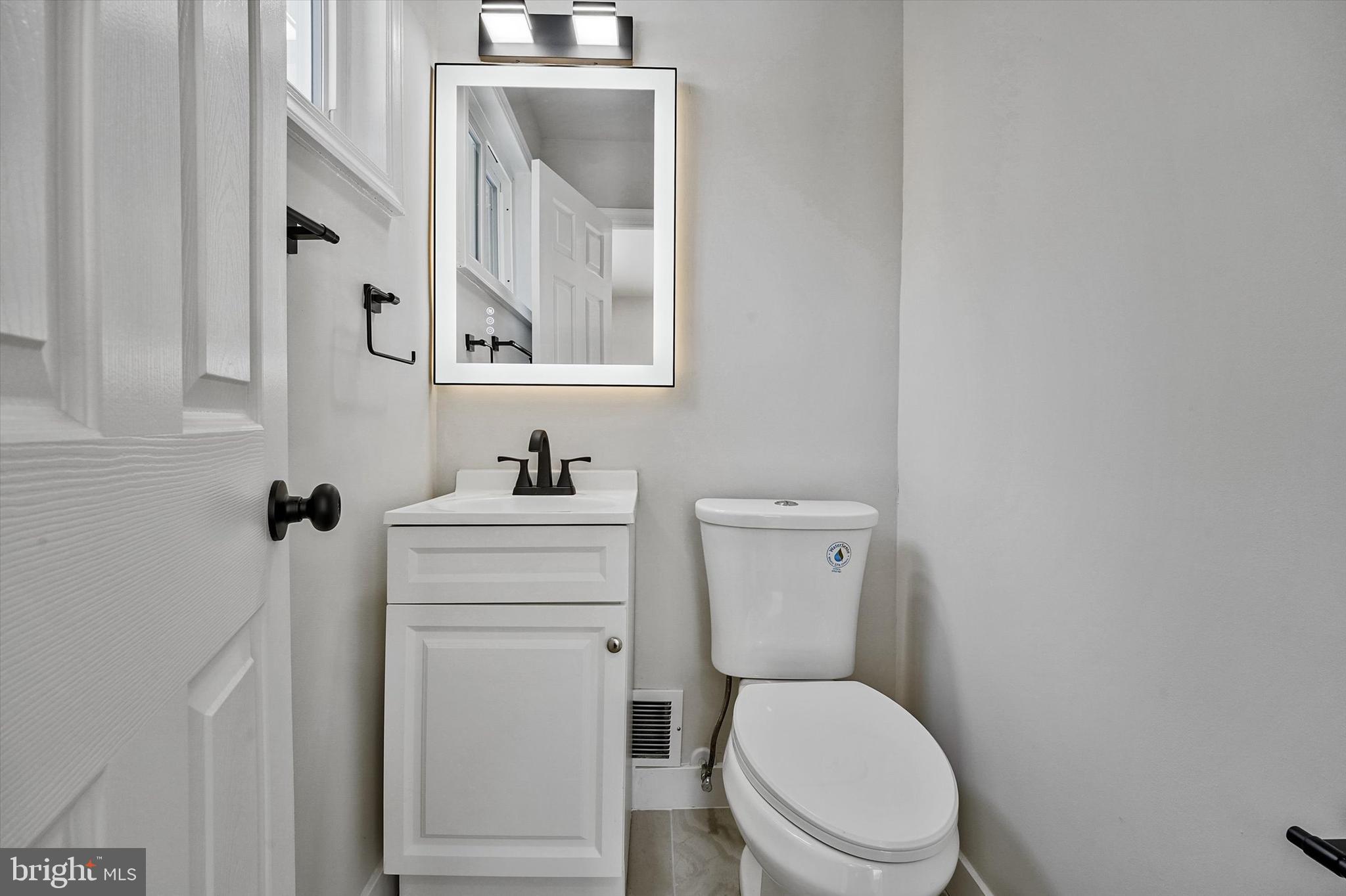 OLD LEE HILLS - Residential